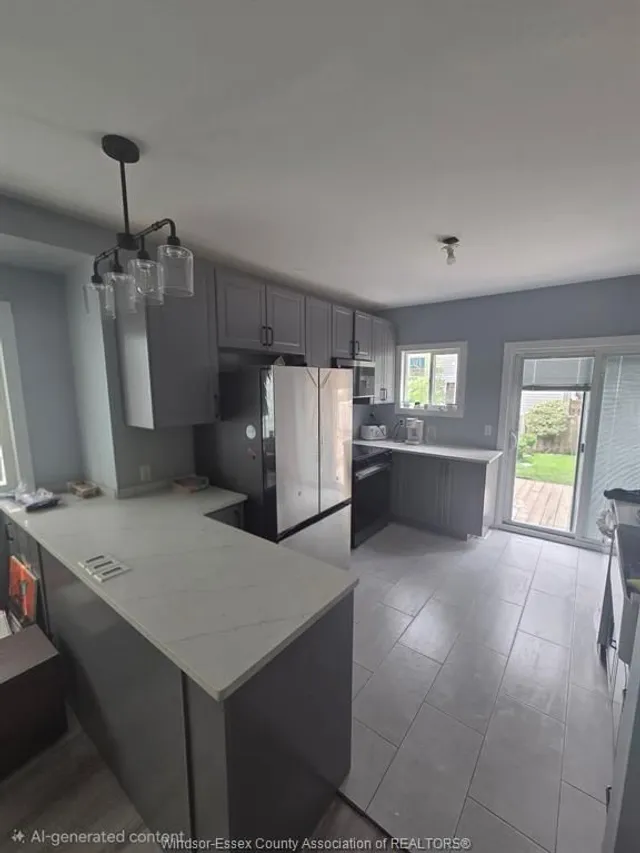 1135 CHURCH, Windsor 5