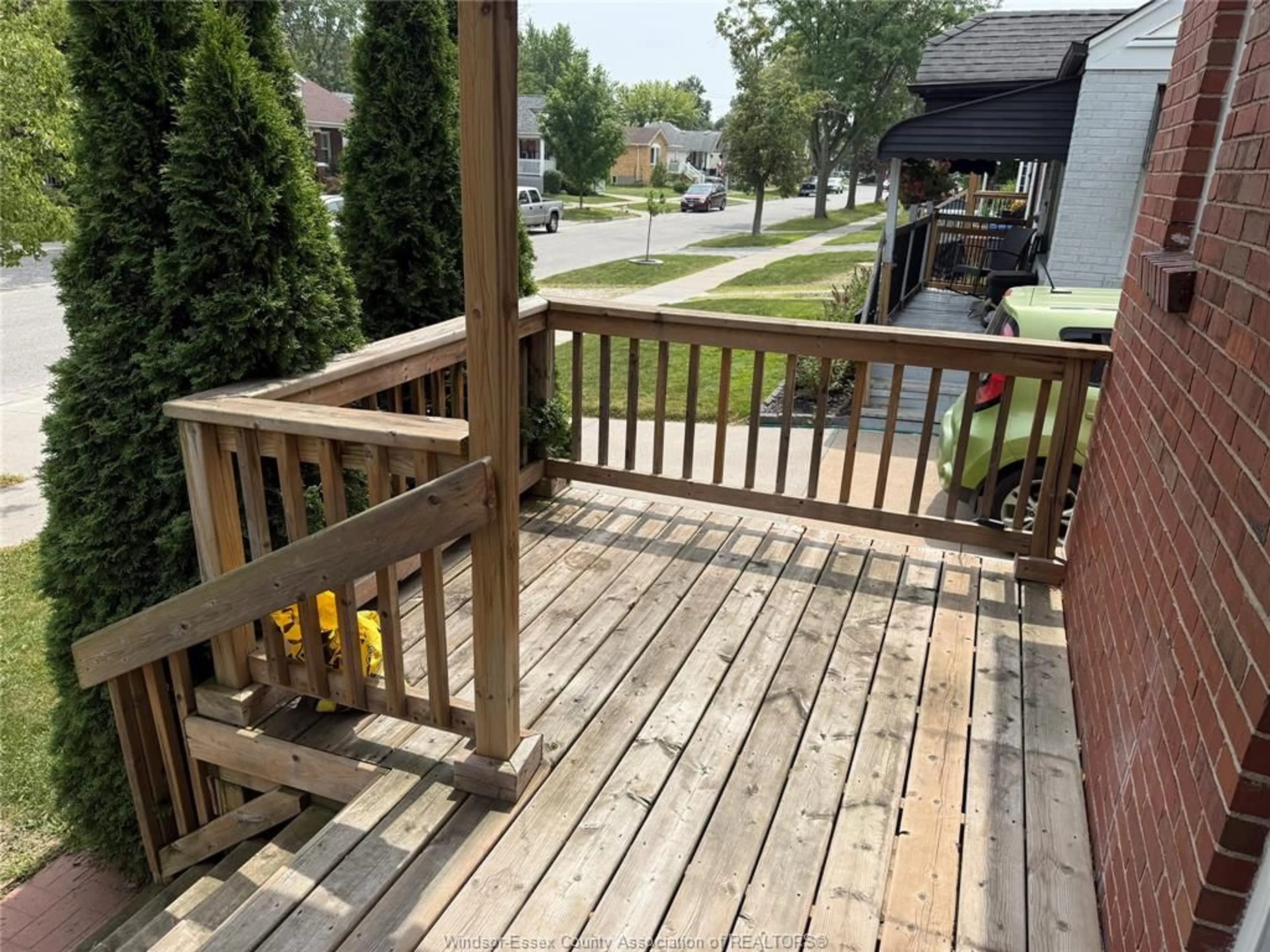Patio, street for 1441 ARTHUR Rd, Windsor Ontario N8Y 3Y8