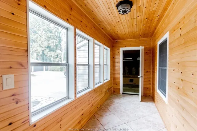509 MORAND, Windsor 4
