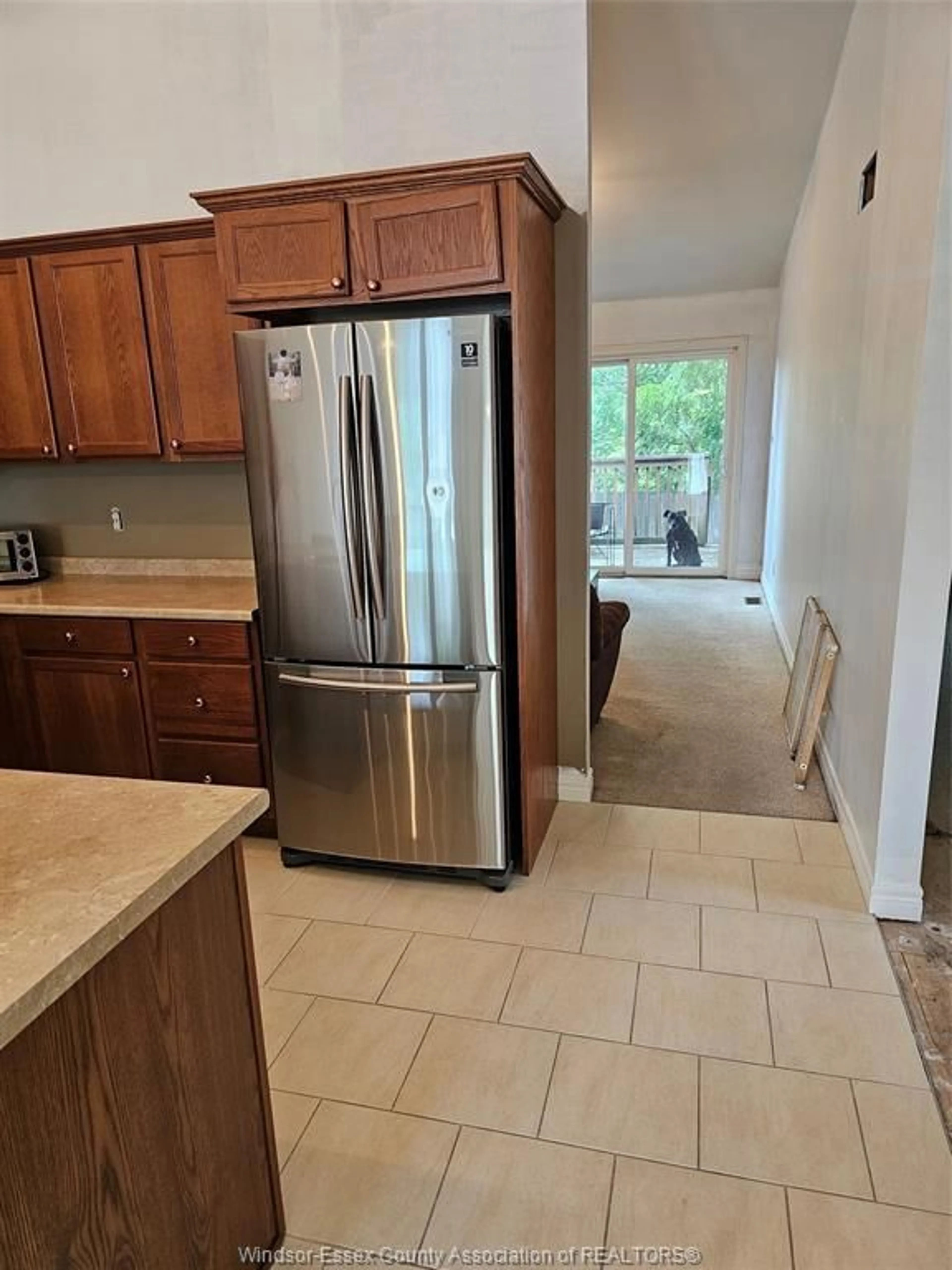 Standard kitchen, ceramic/tile floor for 133 FORHAN St, Amherstburg Ontario N9V 1B7