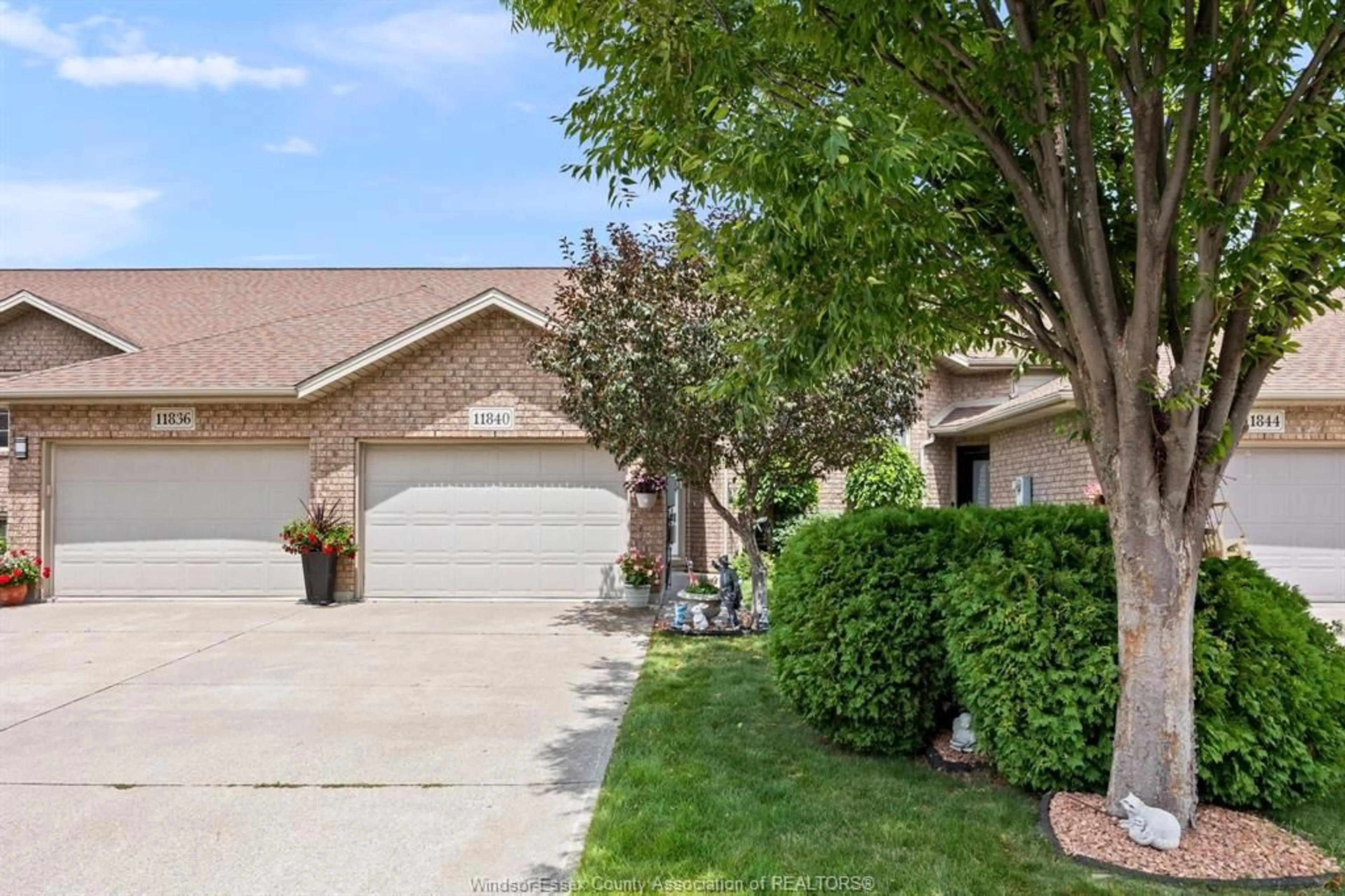Unknown for 11840 BOULDER Cres, Windsor Ontario N8P 1Z4