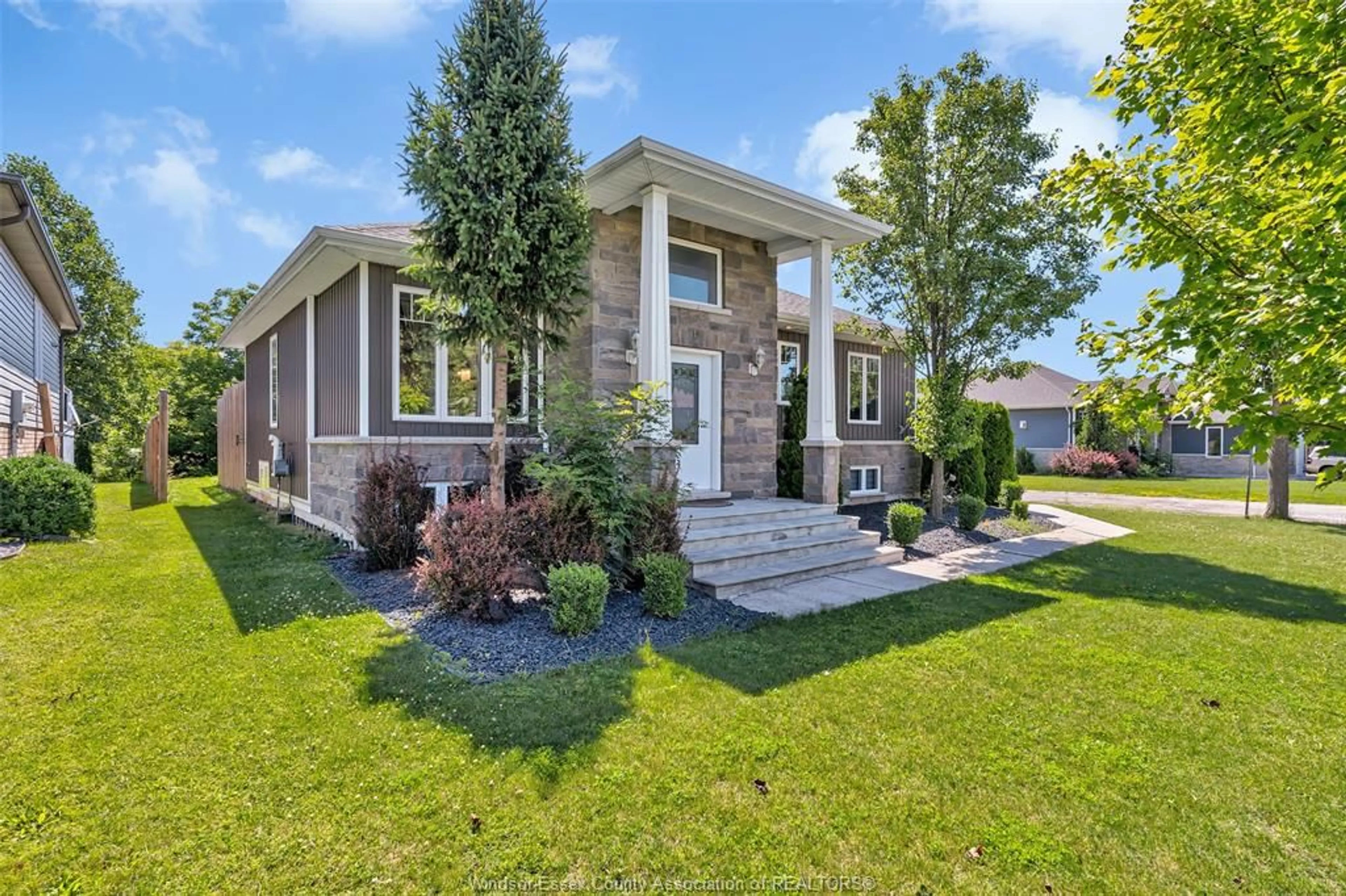 Home with brick exterior material, street for 10 LISA St, Wheatley Ontario N0P 2P0