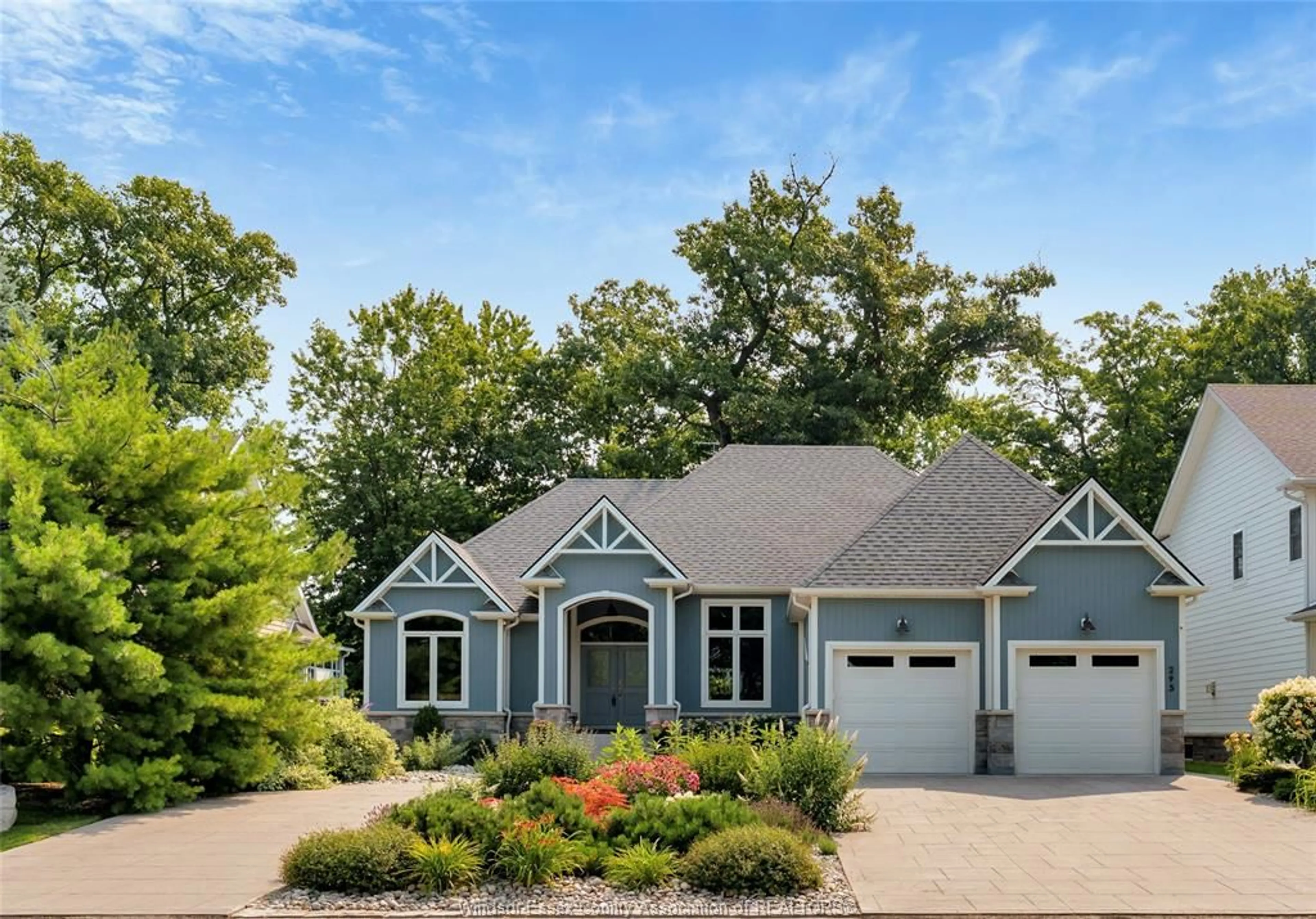 Home with vinyl exterior material, street for 295 CRYSTAL BAY Dr, Amherstburg Ontario N9V 4A6