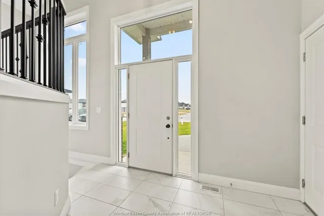 4511 URSULA, Lakeshore 2