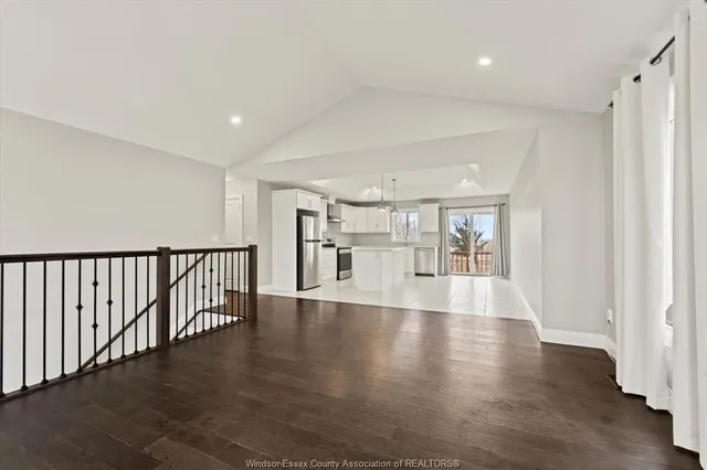 4511 URSULA, Lakeshore 3