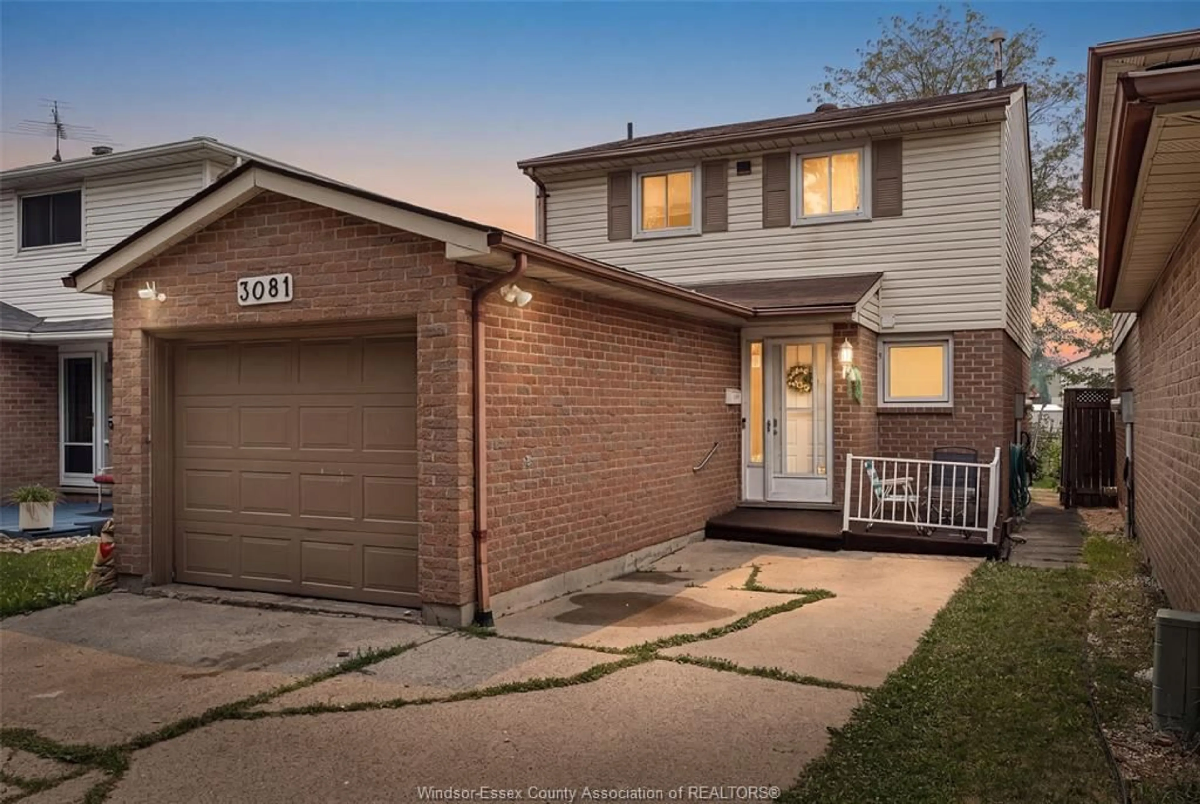 Home with brick exterior material, street for 3081 FAIRLANE Cres, Windsor Ontario N8W 4Y5