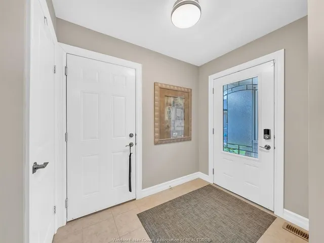 2425 SKINNER, LaSalle 2