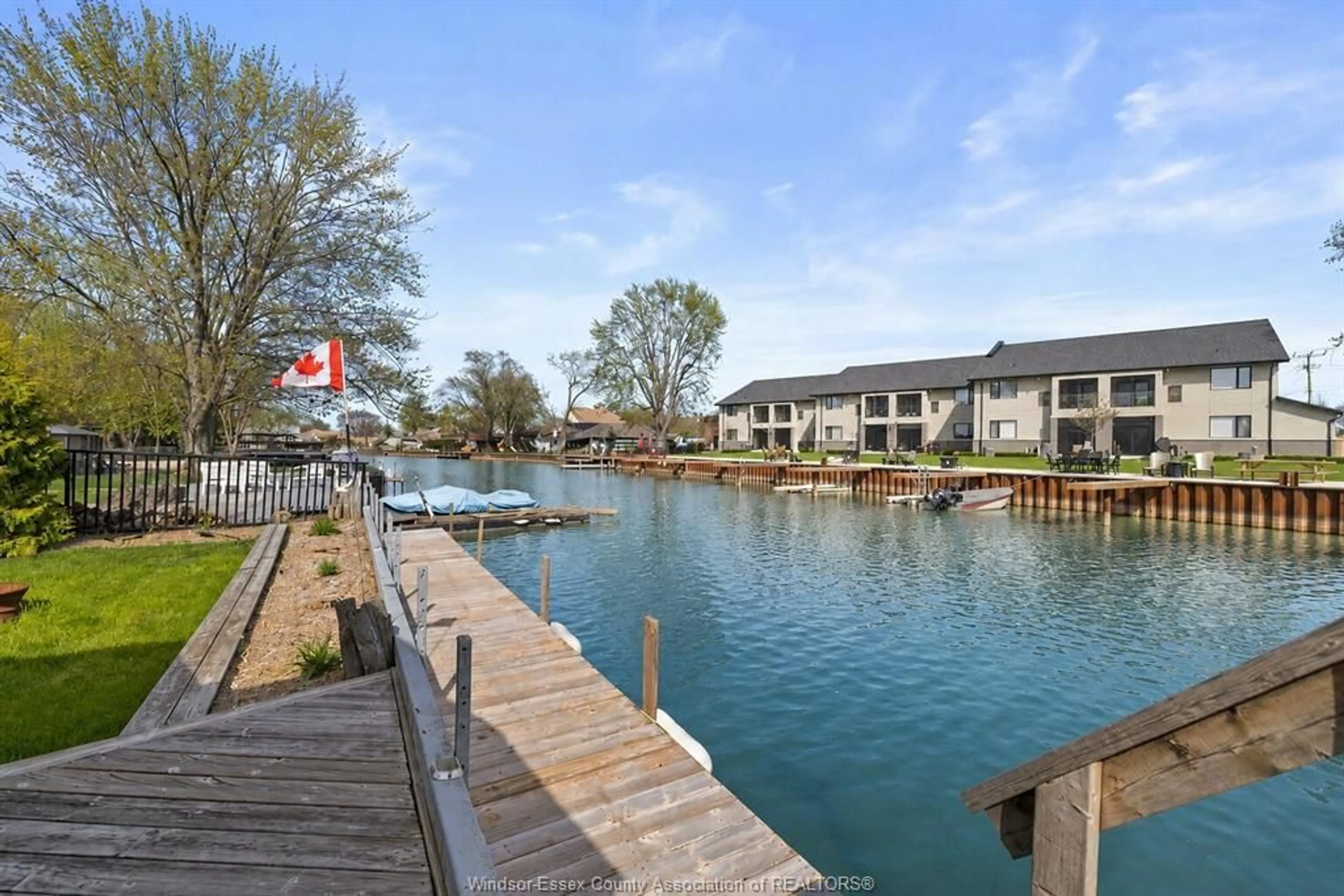 Unknown for 192 MILL, Lakeshore Ontario N8L 0Y9