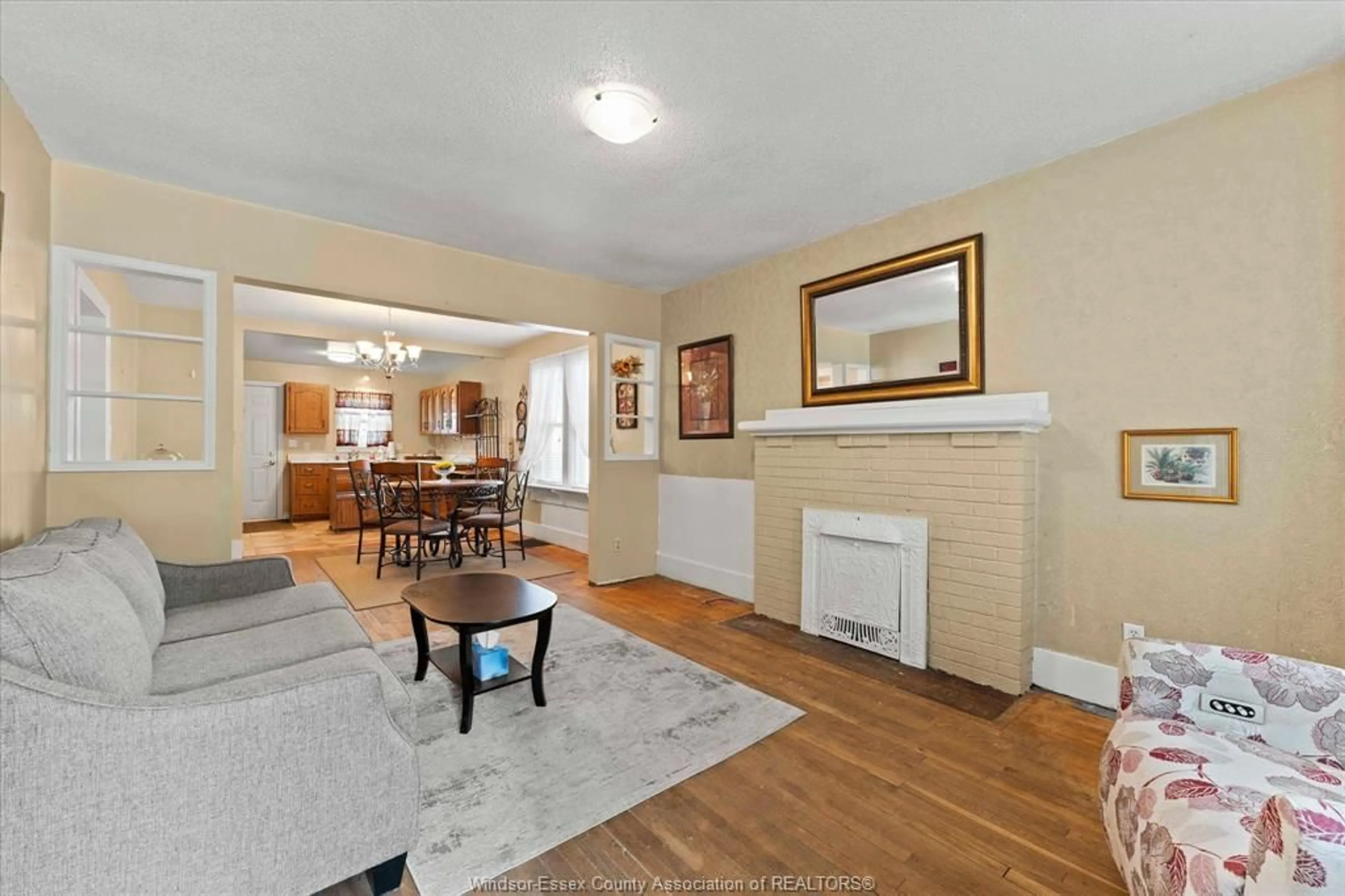 Living room with furniture, unknown for 1167 BRUCE Ave, Windsor Ontario N9A 4Y5