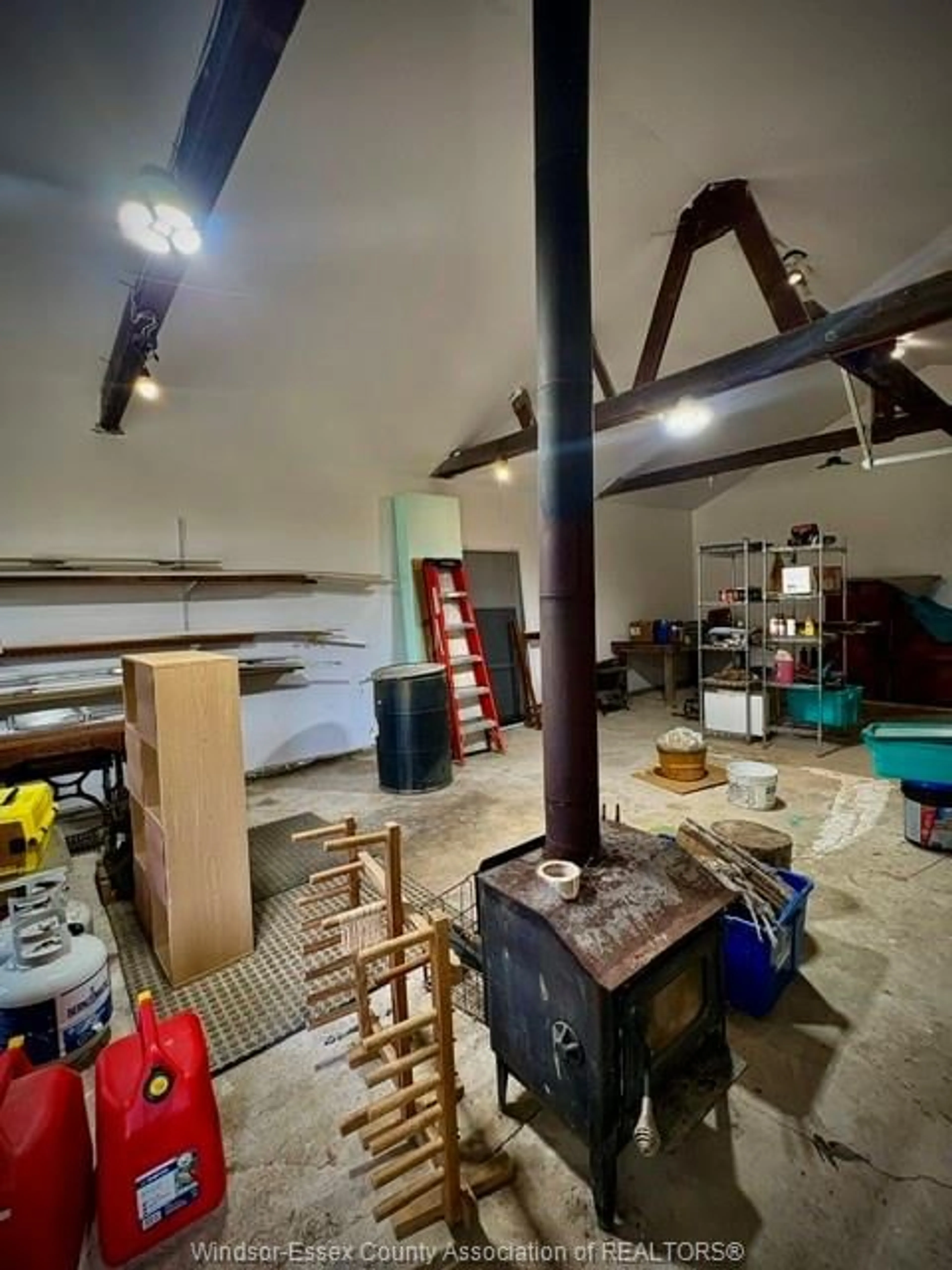 A pic of a room for 949 East West Rd, Pelee Island Ontario N0R 1M0