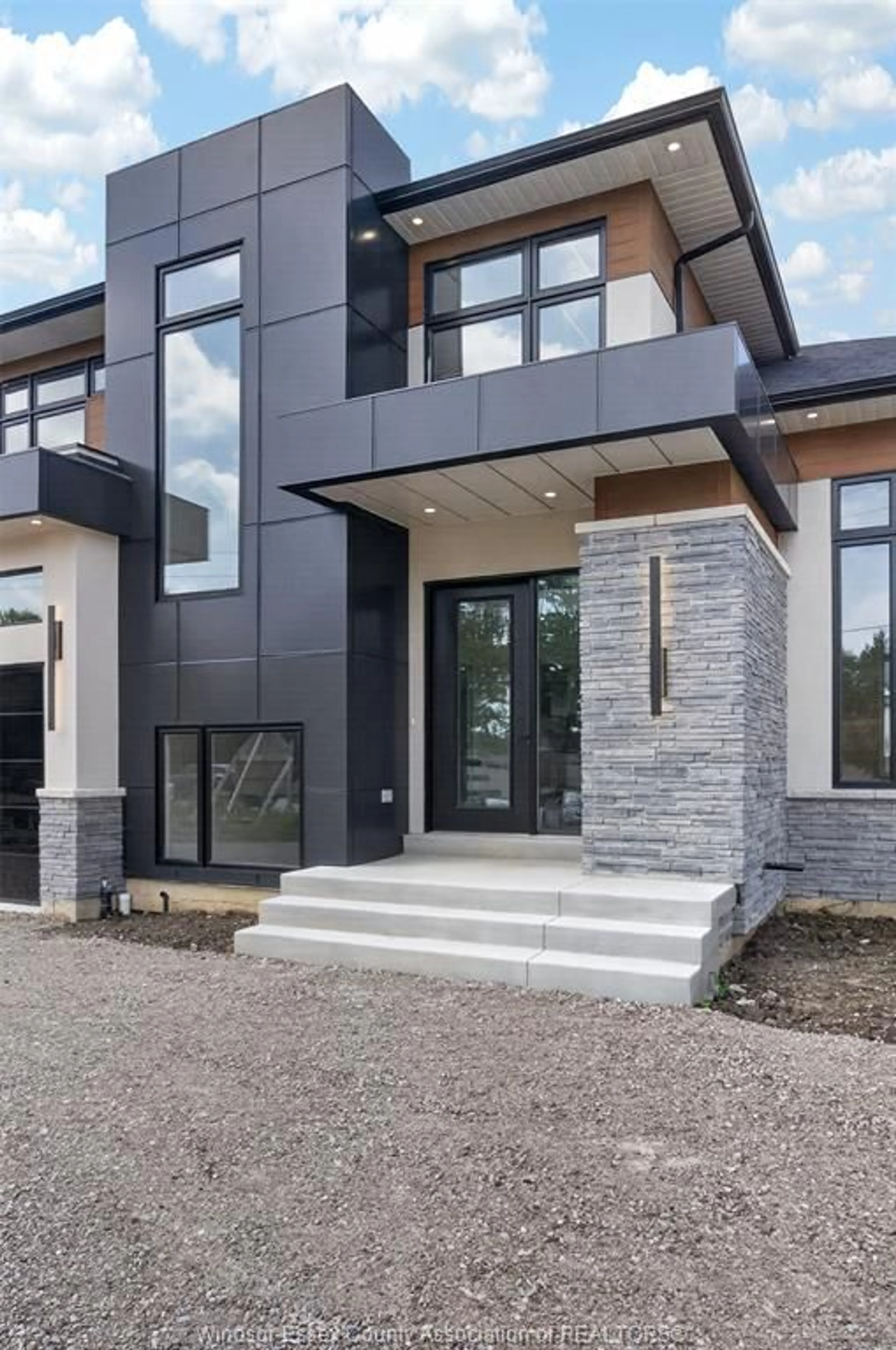 Home with brick exterior material, street for 5325 HURON CHURCH LINE, LaSalle Ontario N9H 1H5