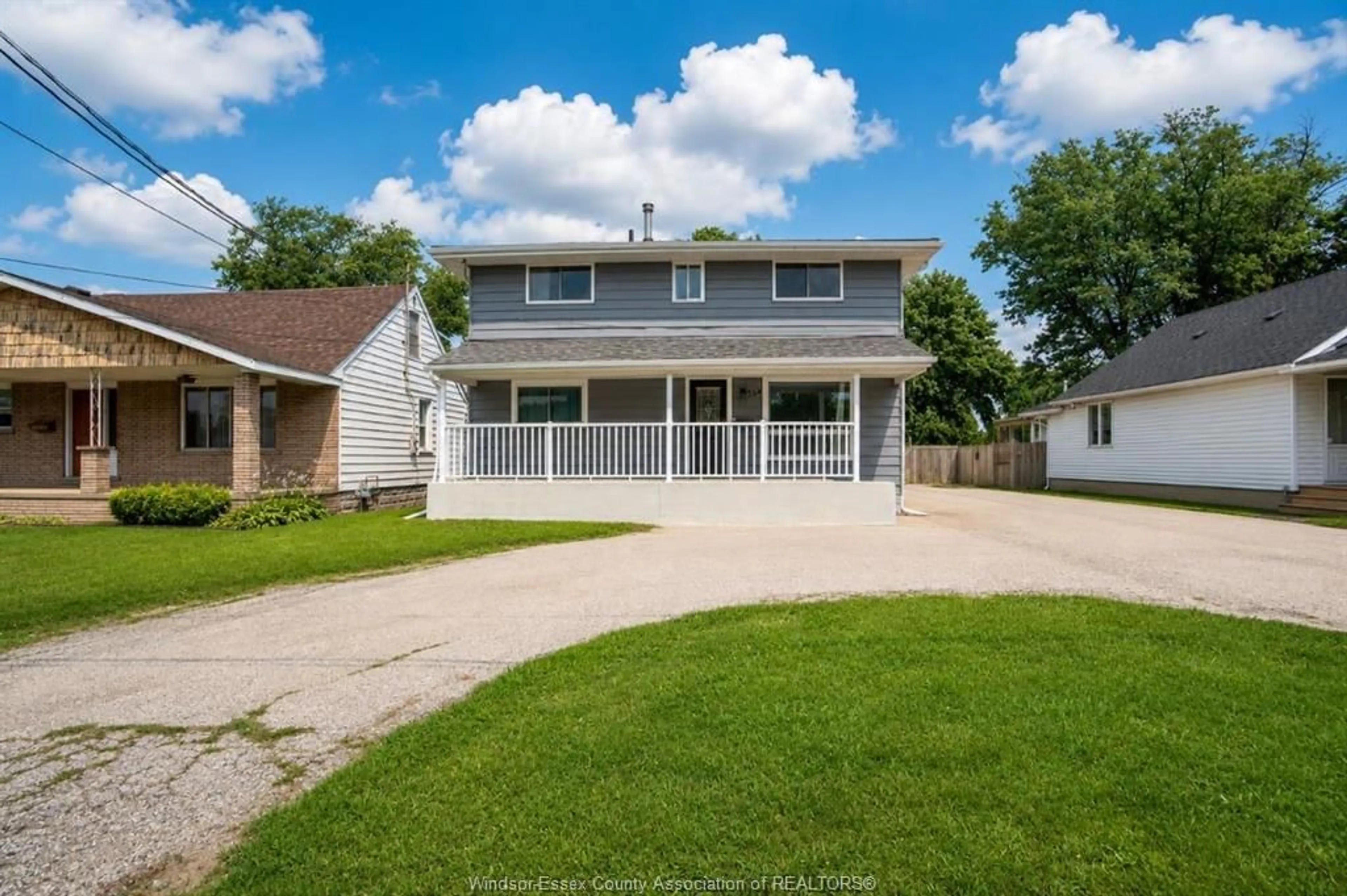 Home with vinyl exterior material, street for 1554 LESPERANCE Rd, Tecumseh Ontario N8N 1Y1