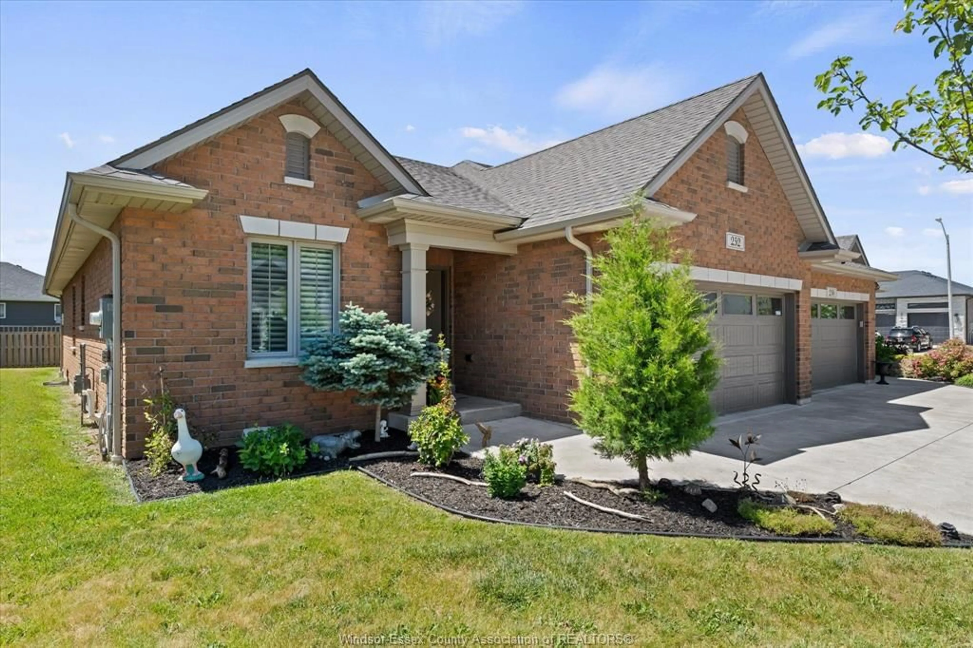 Home with brick exterior material, street for 252 SERENA, Kingsville Ontario N9Y 0E8