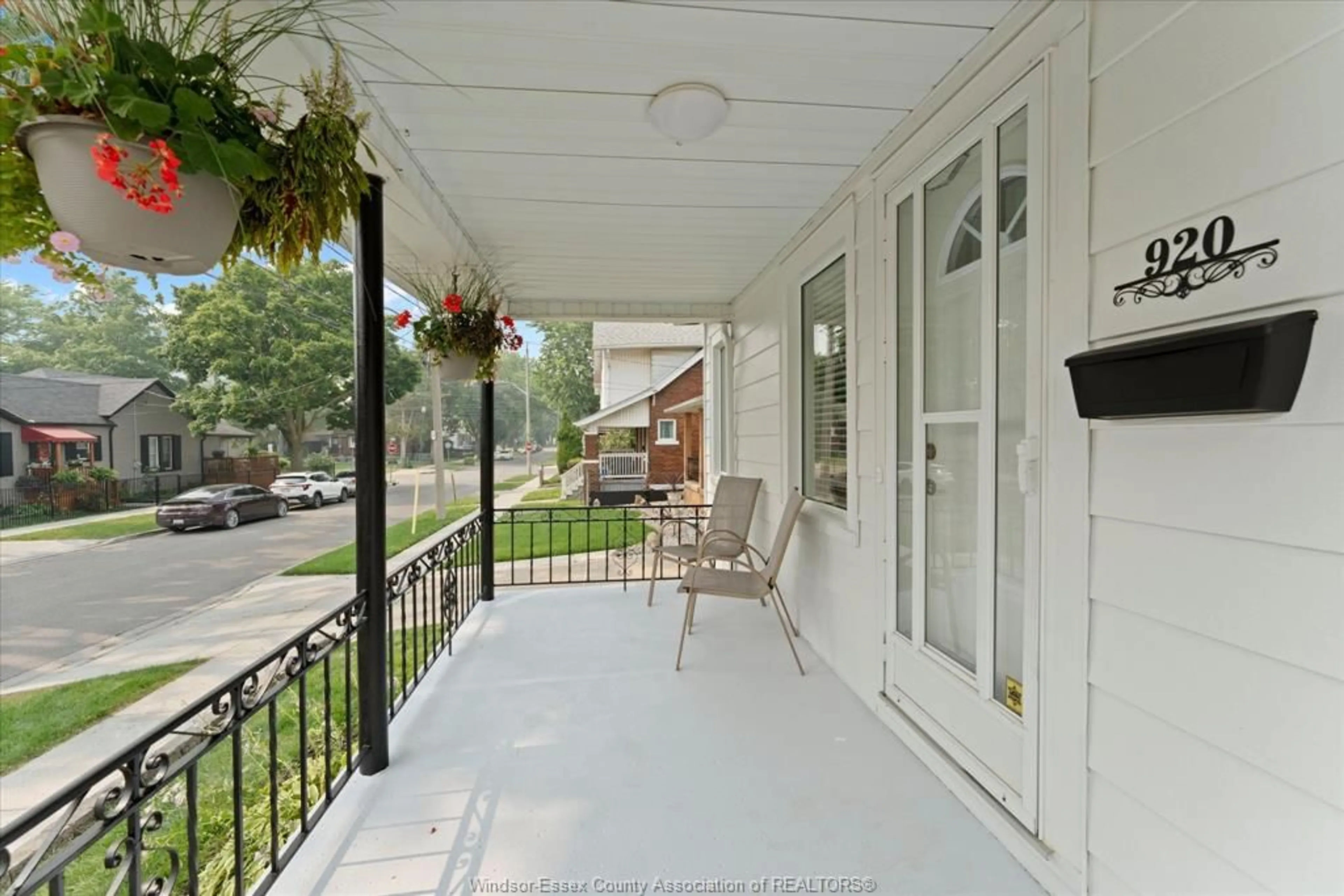 Patio, street for 920 LOUIS, Windsor Ontario N9A 1X9