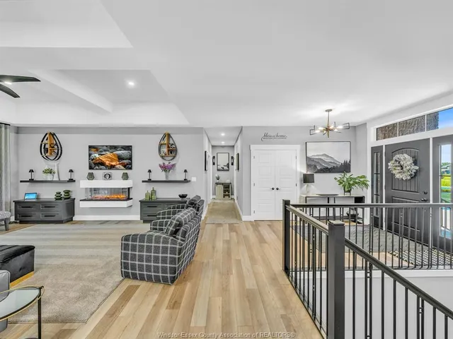 36 MANUEL Crt, Harrow 4