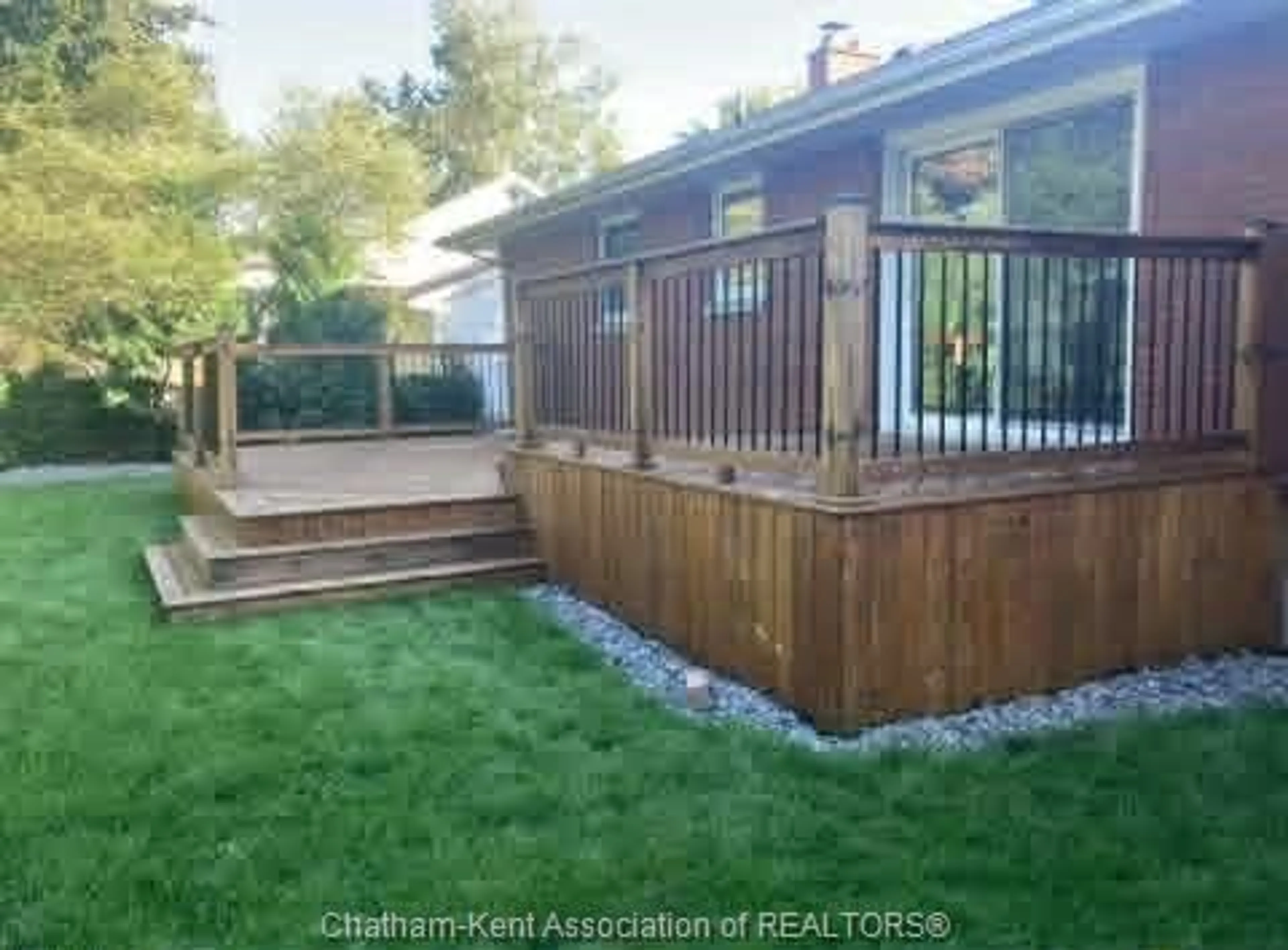 Patio, street for 9 Owen Ave, Chatham Ontario N7L 3W8