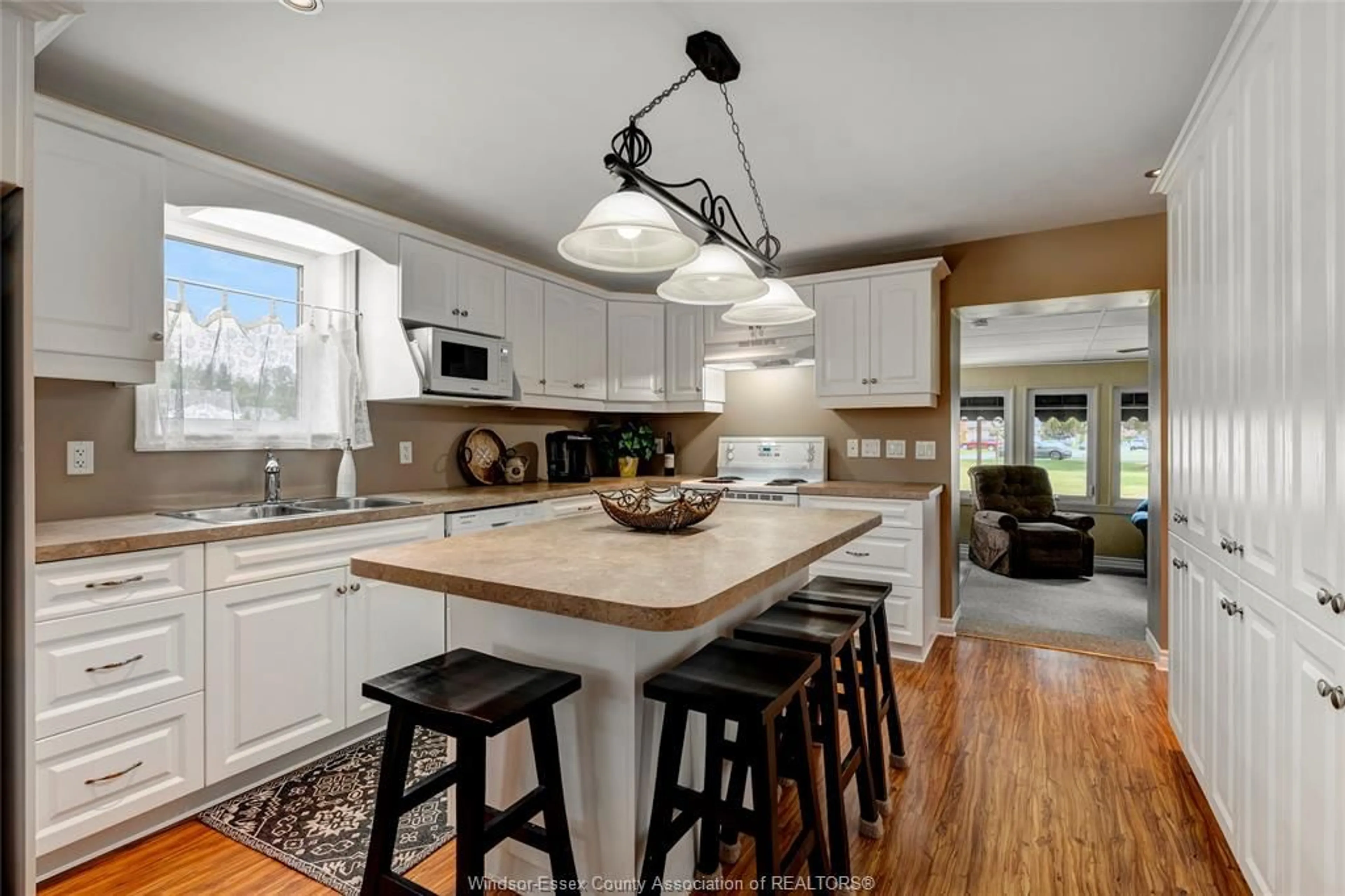 Open concept kitchen, unknown for 6040 MATCHETTE Rd, LaSalle Ontario N9J 3V9