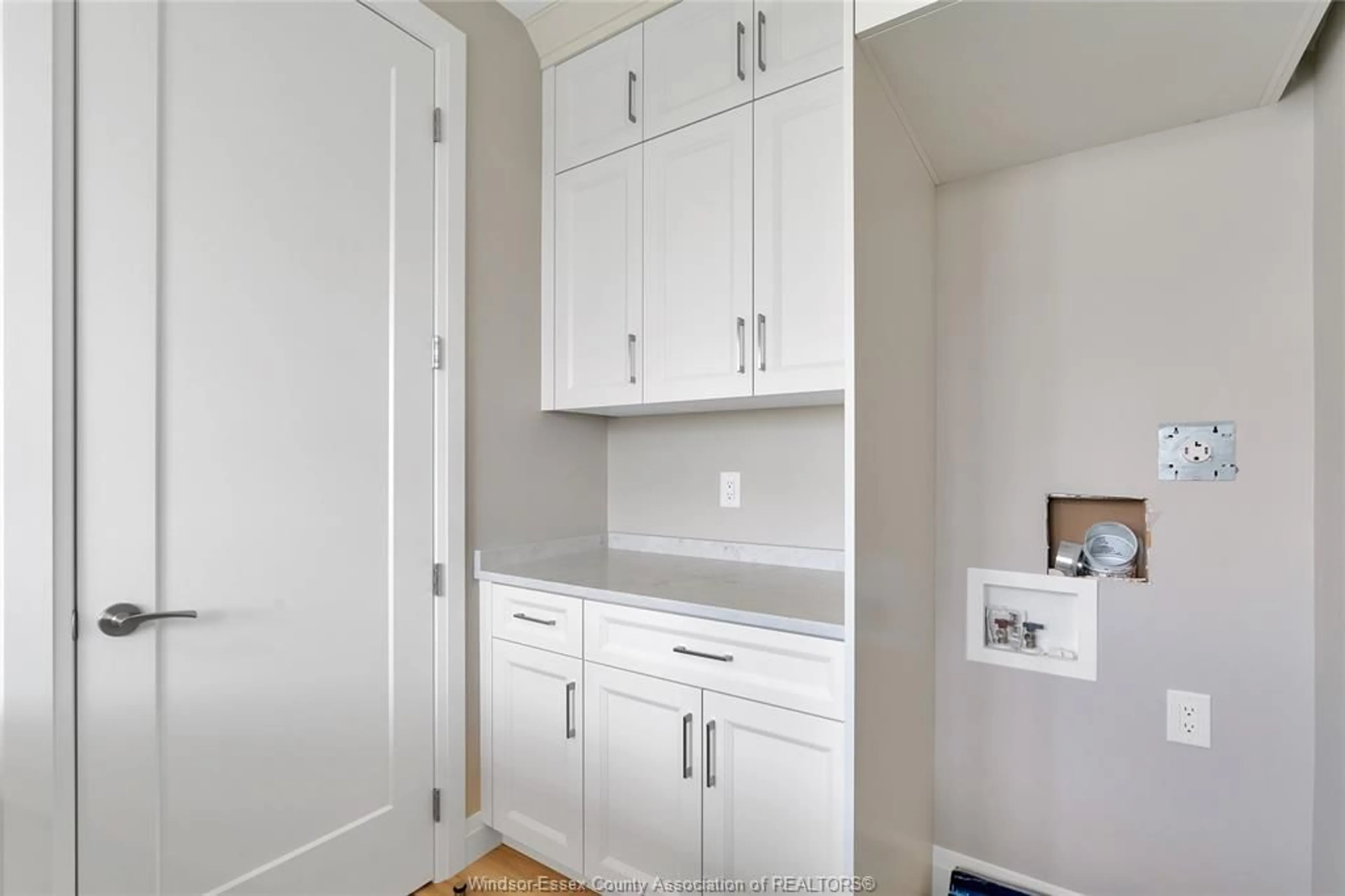 Laundry room for 193 BOIS BLANC, Amherstburg Ontario N9V 0H8