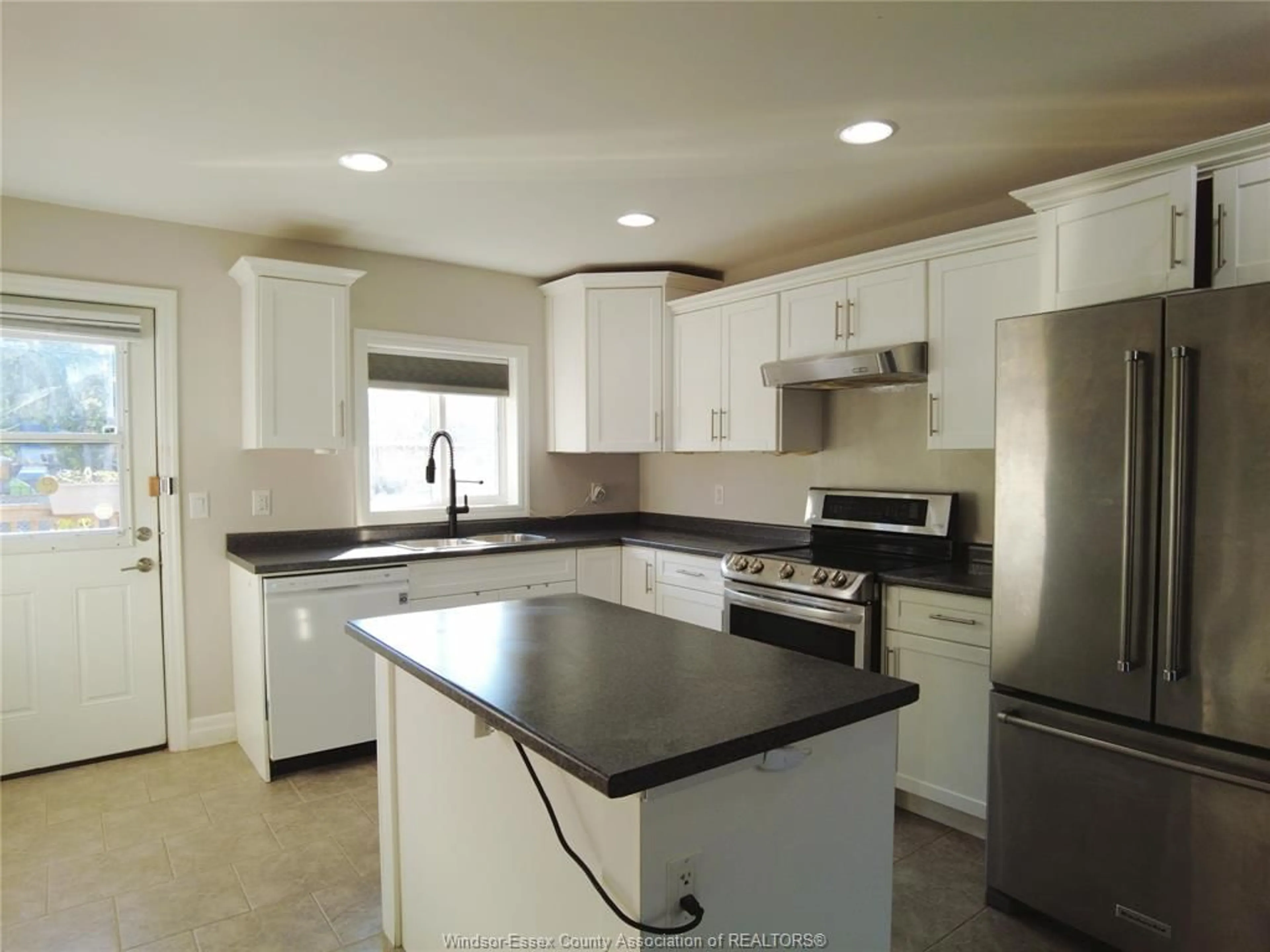 Open concept kitchen, ceramic/tile floor for 1883 ARTHUR, Windsor Ontario N8W 4V2