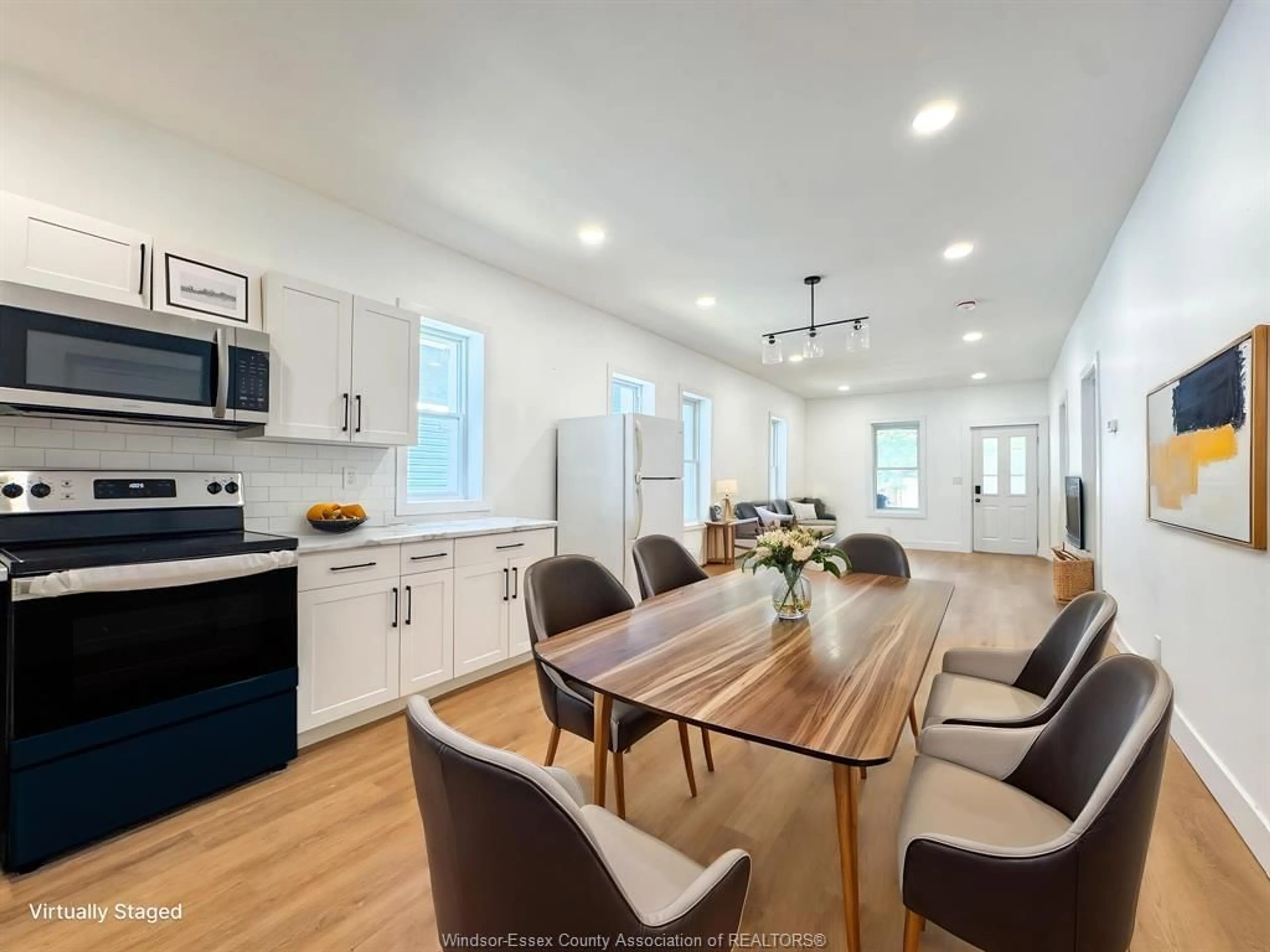 Open concept kitchen, unknown for 651 BROCK St, Windsor Ontario N9C 2T1