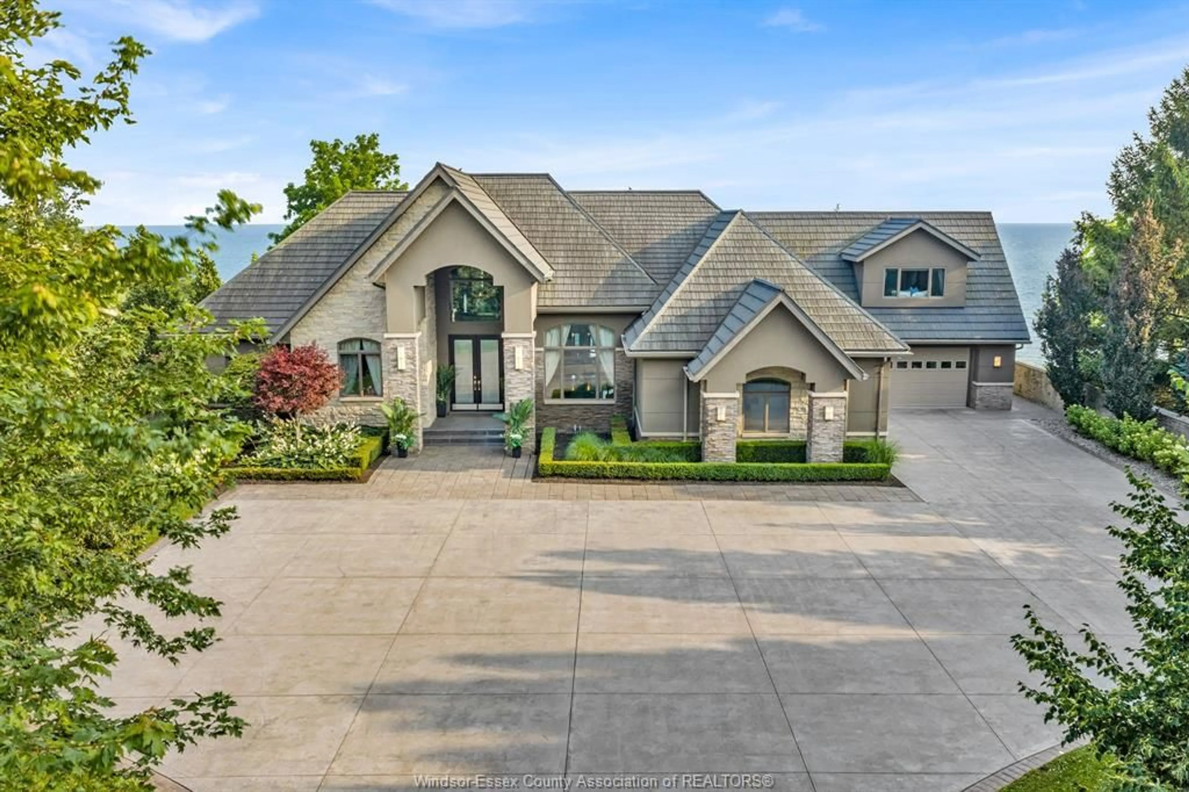 Unknown for 320 Seacliff Dr, Leamington Ontario N8H 4E1