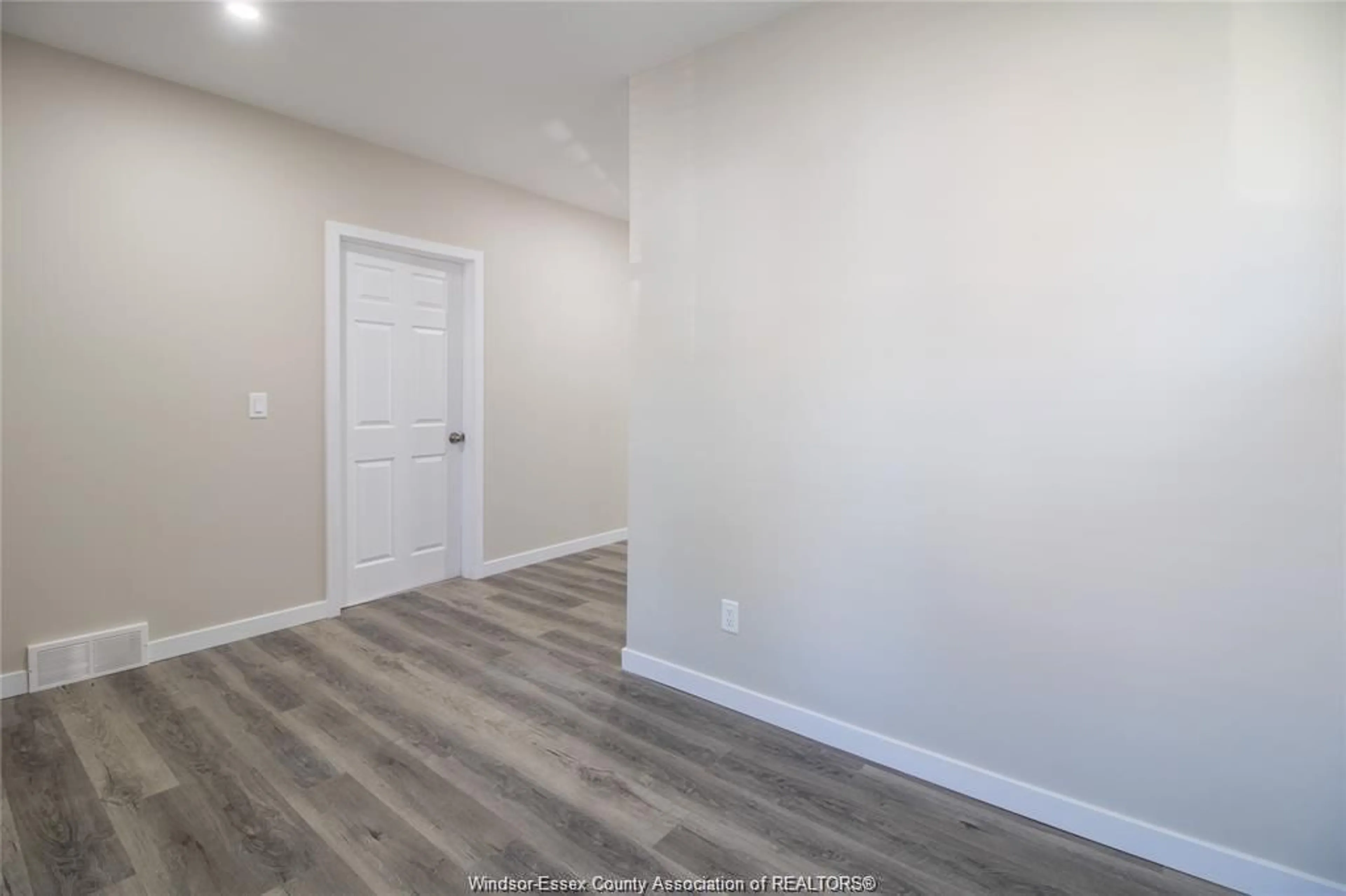 A pic of a room for 1580 DUFFERIN, Windsor Ontario N8X 3K5