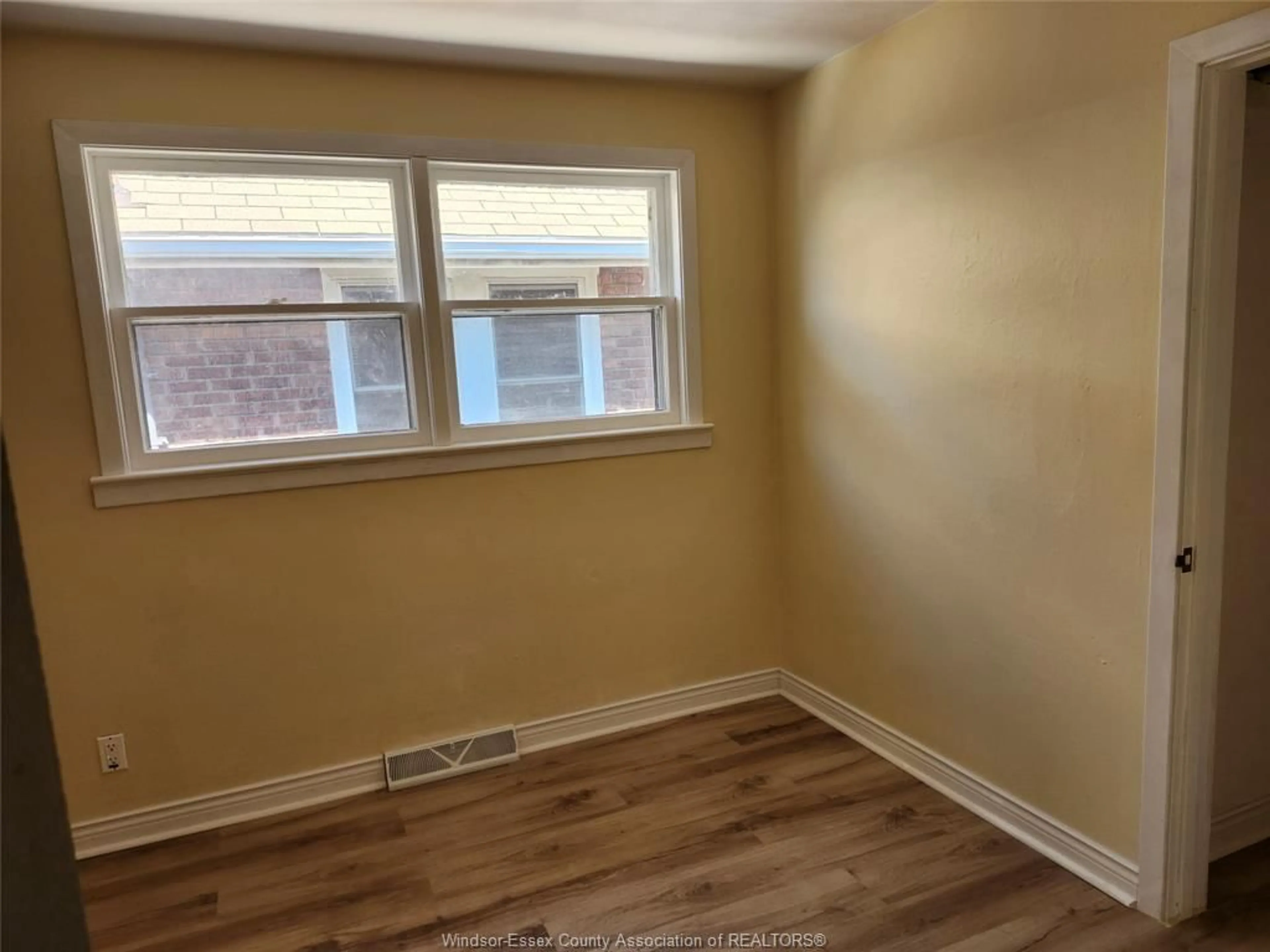 A pic of a room for 1163 JOSEPHINE, Windsor Ontario N9B 2L6