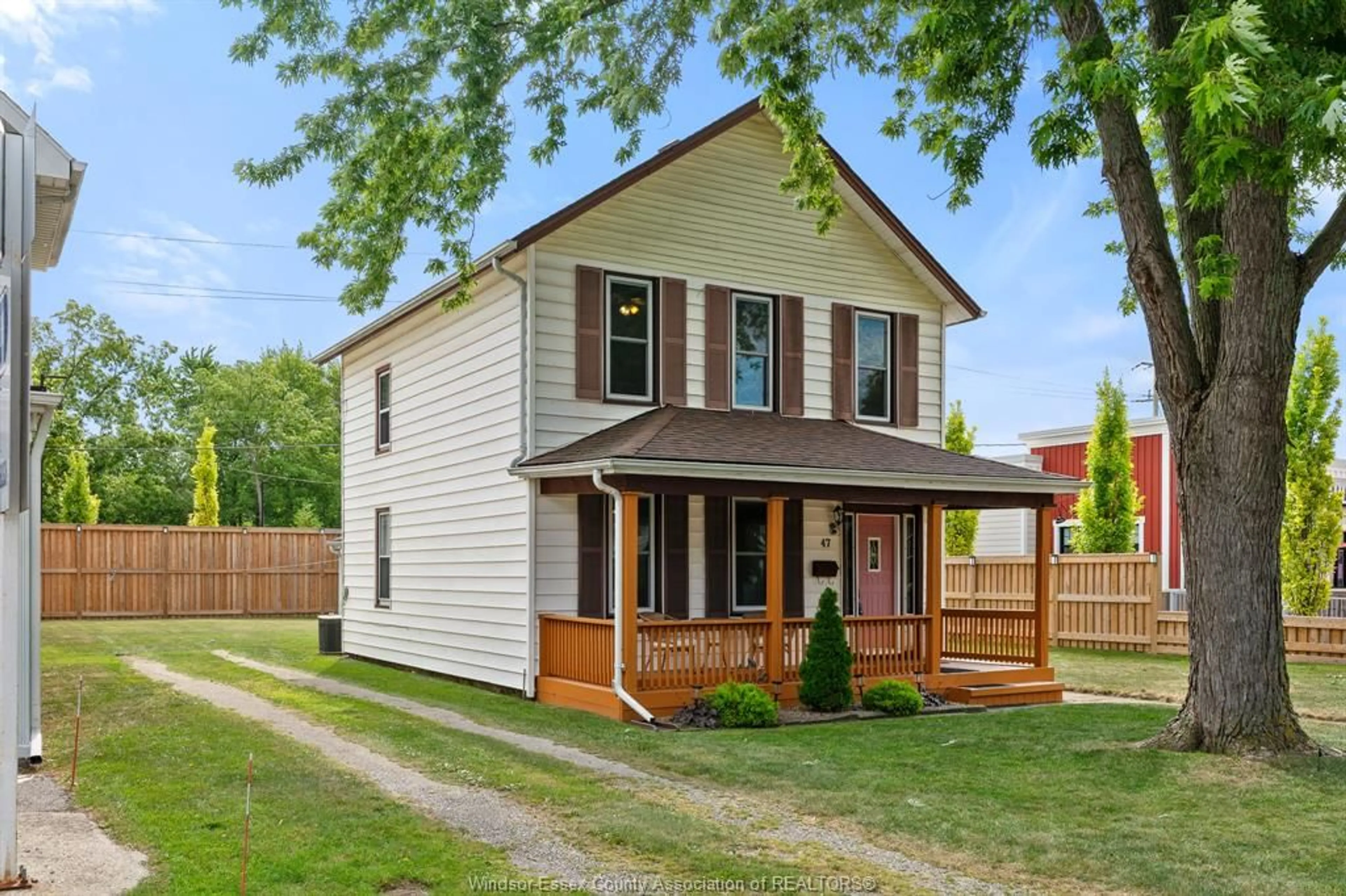 Home with brick exterior material, street for 47 Sandwich St, Amherstburg Ontario N9V 1Z5