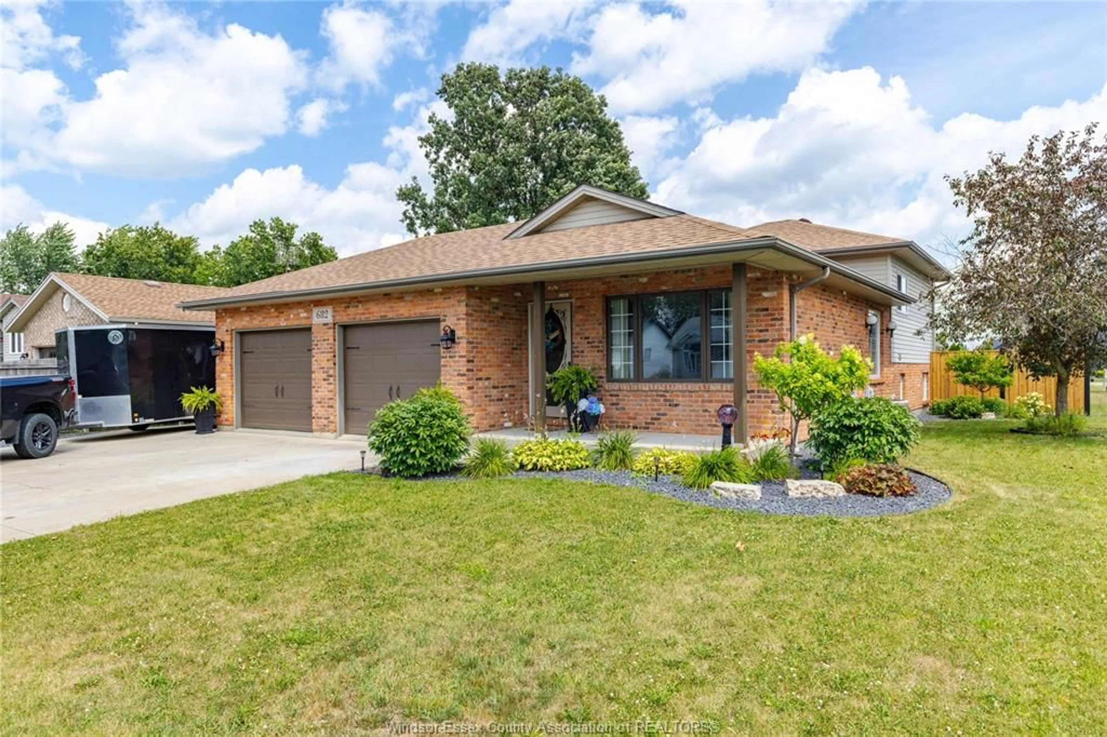 Home with brick exterior material, street for 682 RICHMOND, Amherstburg Ontario N9V 3Z6