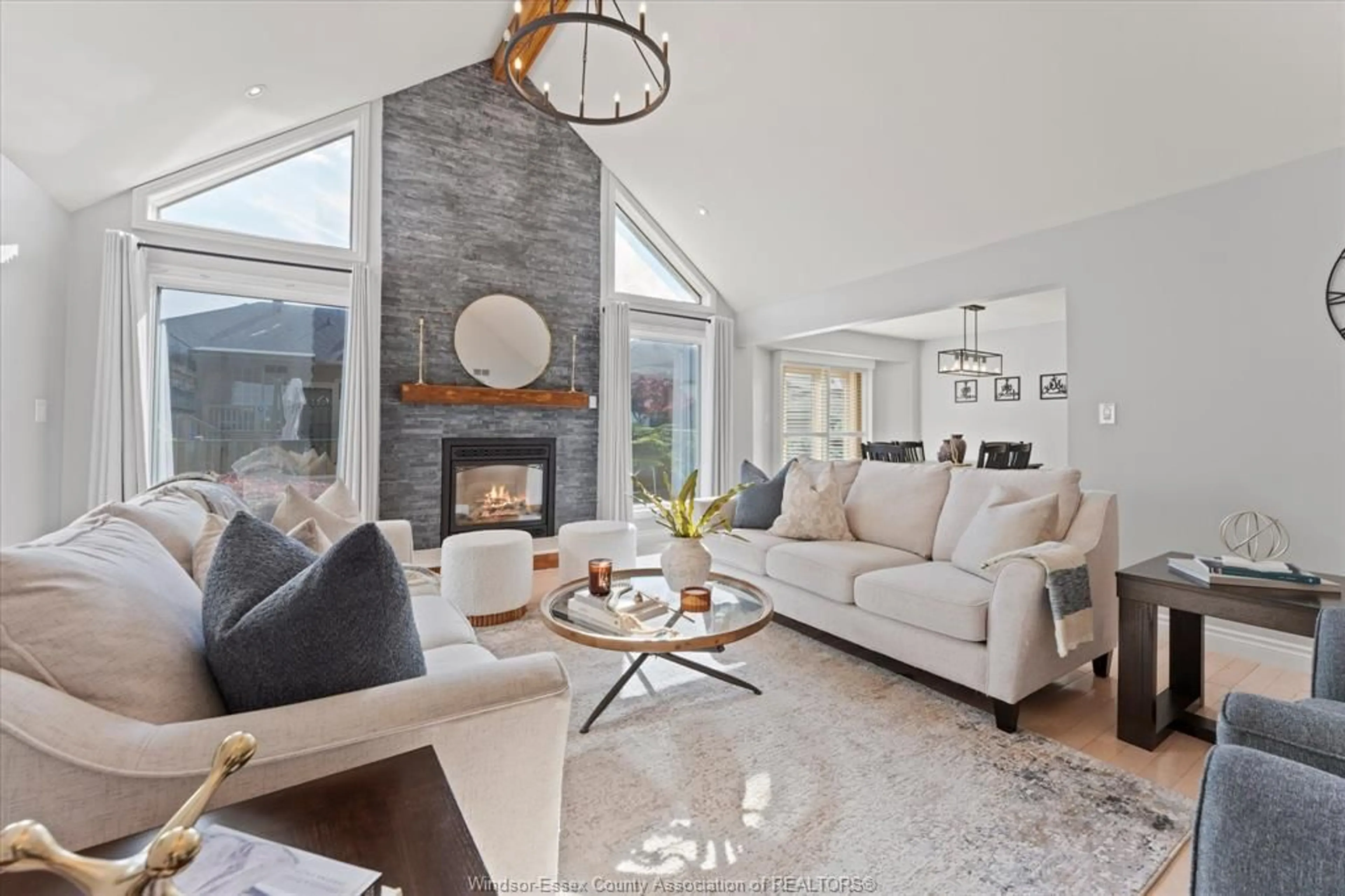 Living room with furniture, unknown for 2689 BUTTERY St, Windsor Ontario N9E 4L7