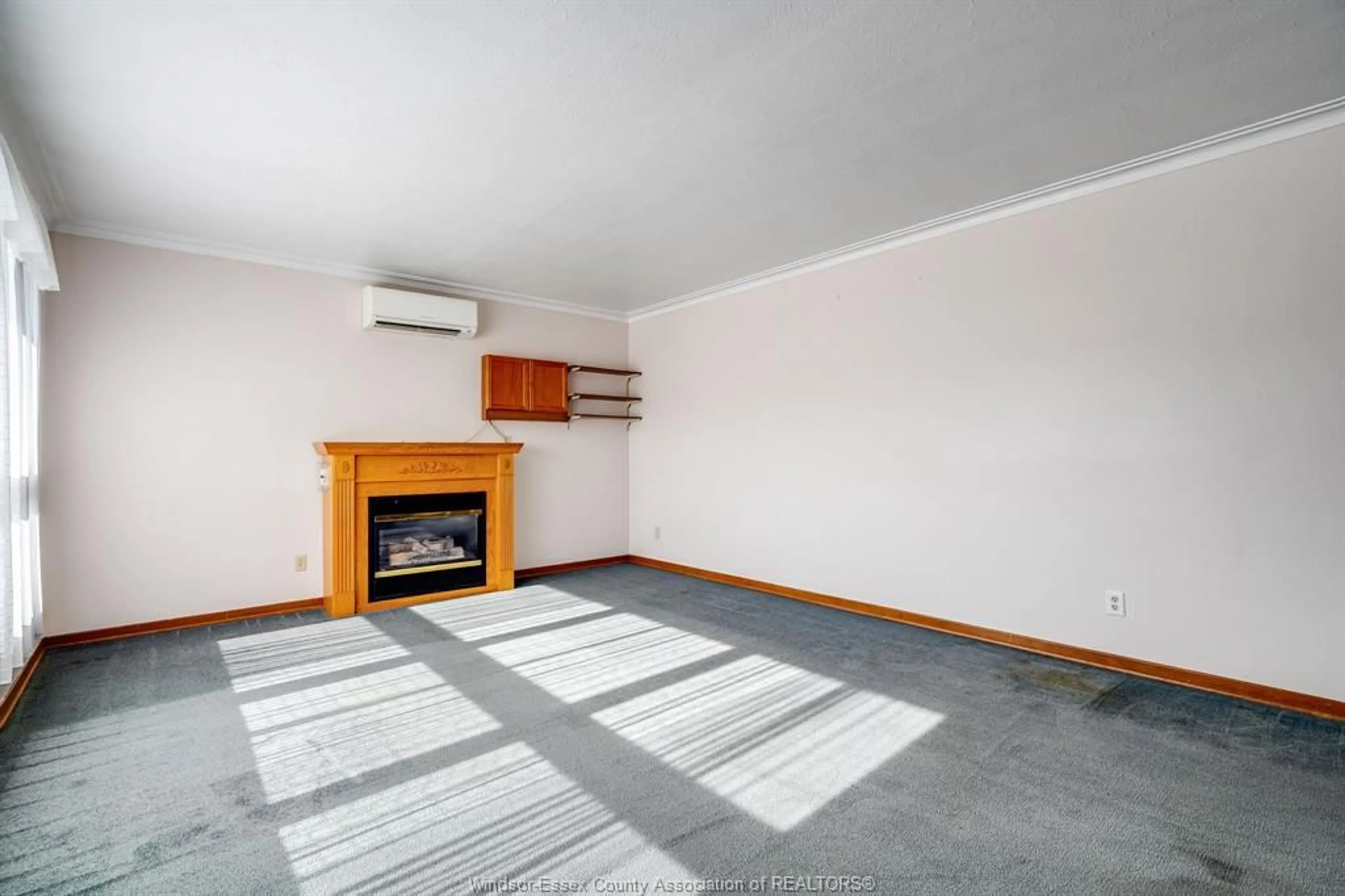A pic of a room for 23 Garrison Ave, Leamington Ontario N8H 2P1