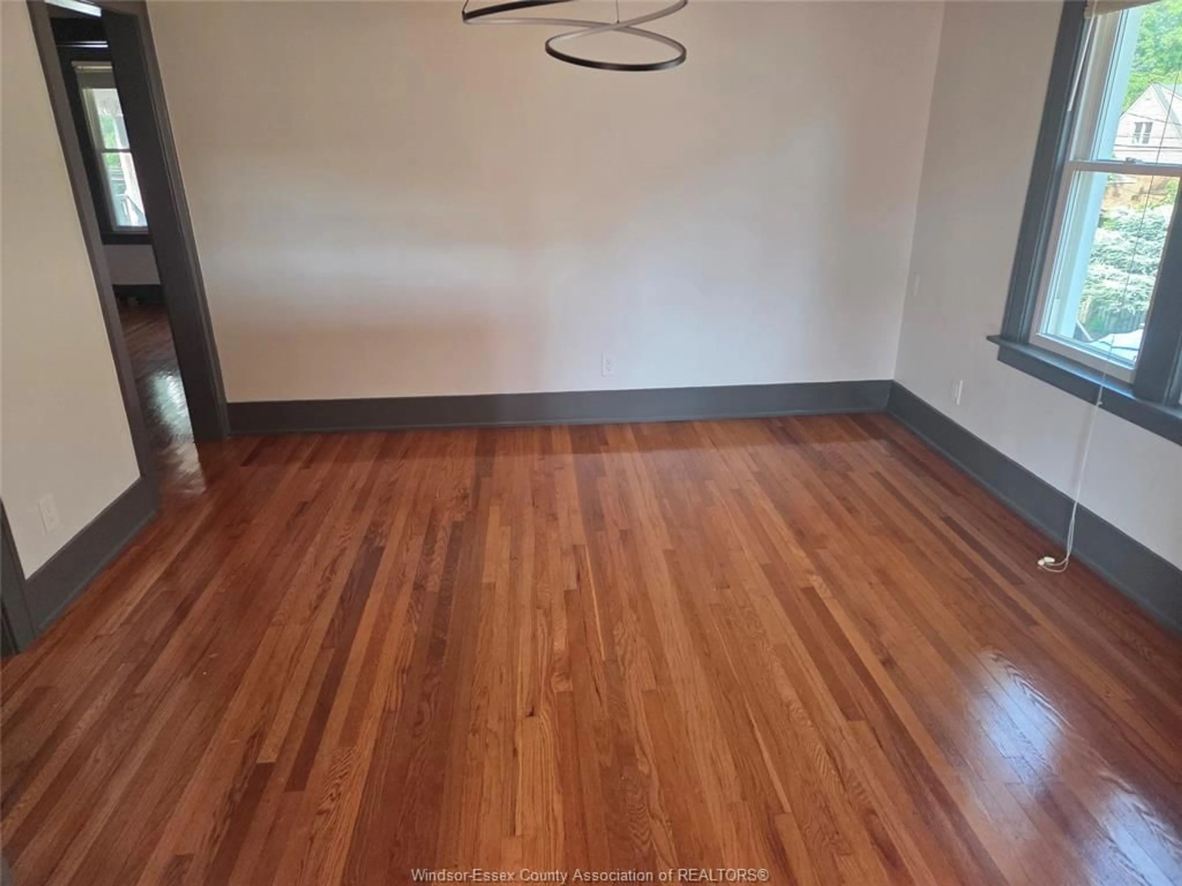 A pic of a room for 2371-2373 Lincoln Rd, Windsor Ontario N8W 2R4
