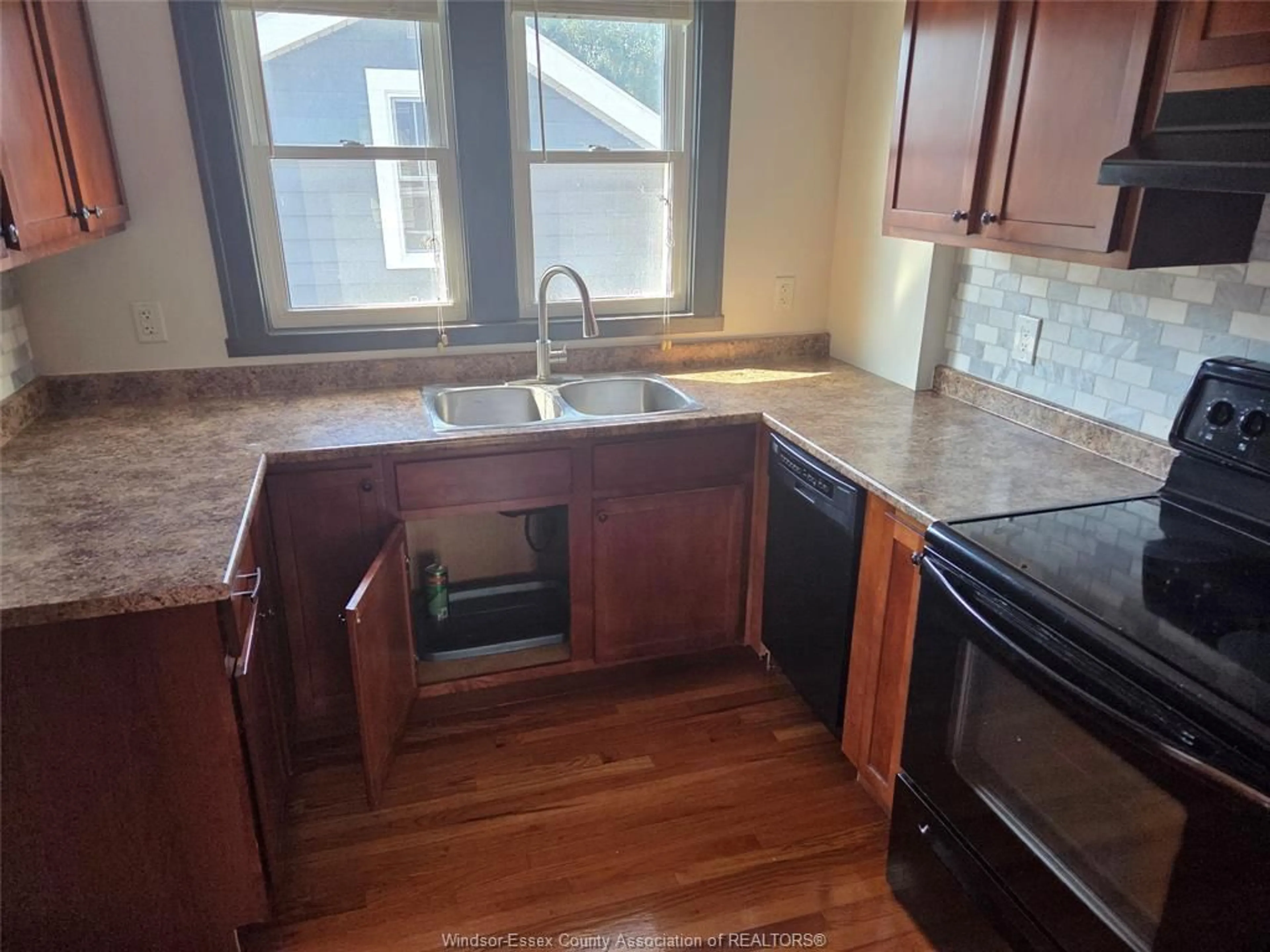 Standard kitchen, unknown for 2371-2373 Lincoln Rd, Windsor Ontario N8W 2R4