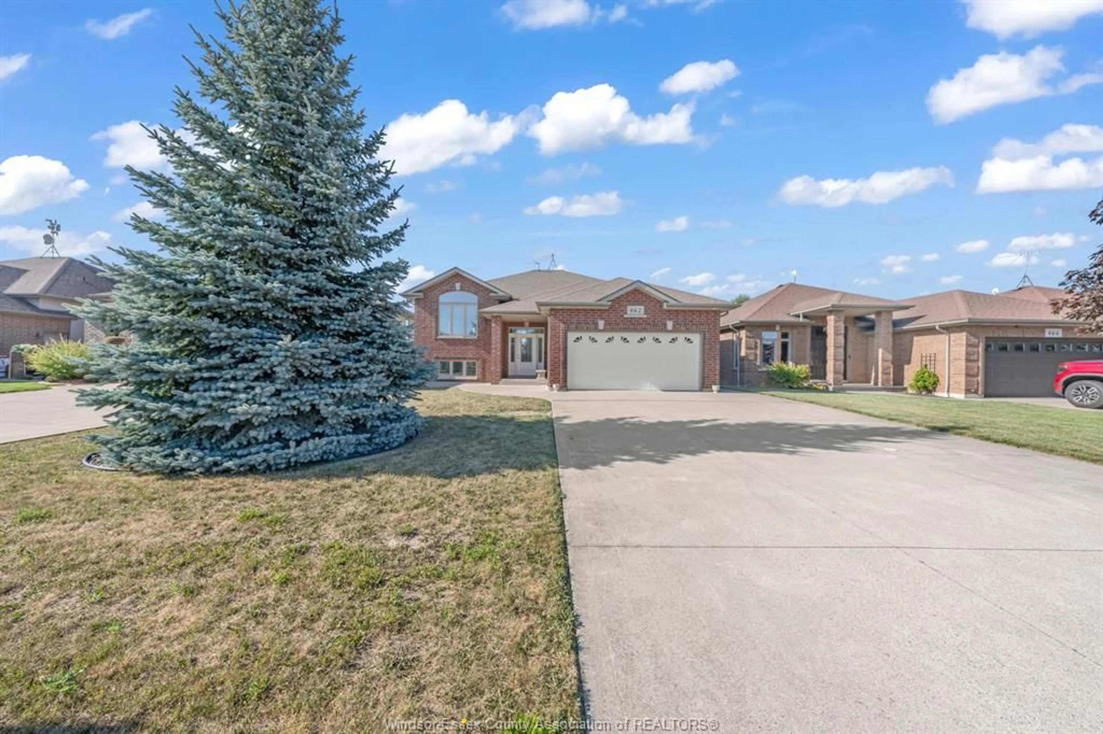 Home with brick exterior material, street for 462 WELSH, Amherstburg Ontario N9V 0B9