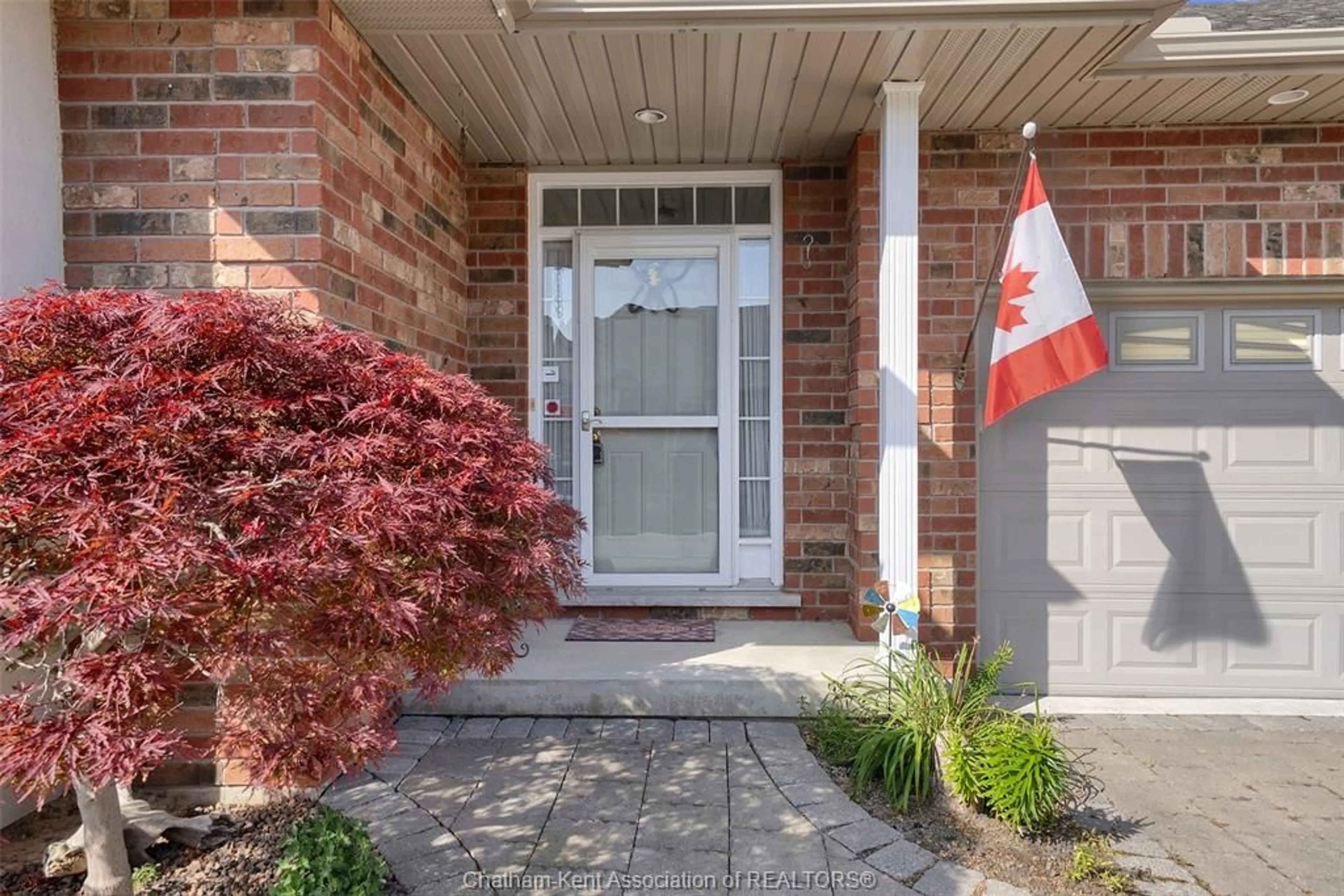 Unknown for 10 Oakgrove Lane, Chatham Ontario N7L 5R9