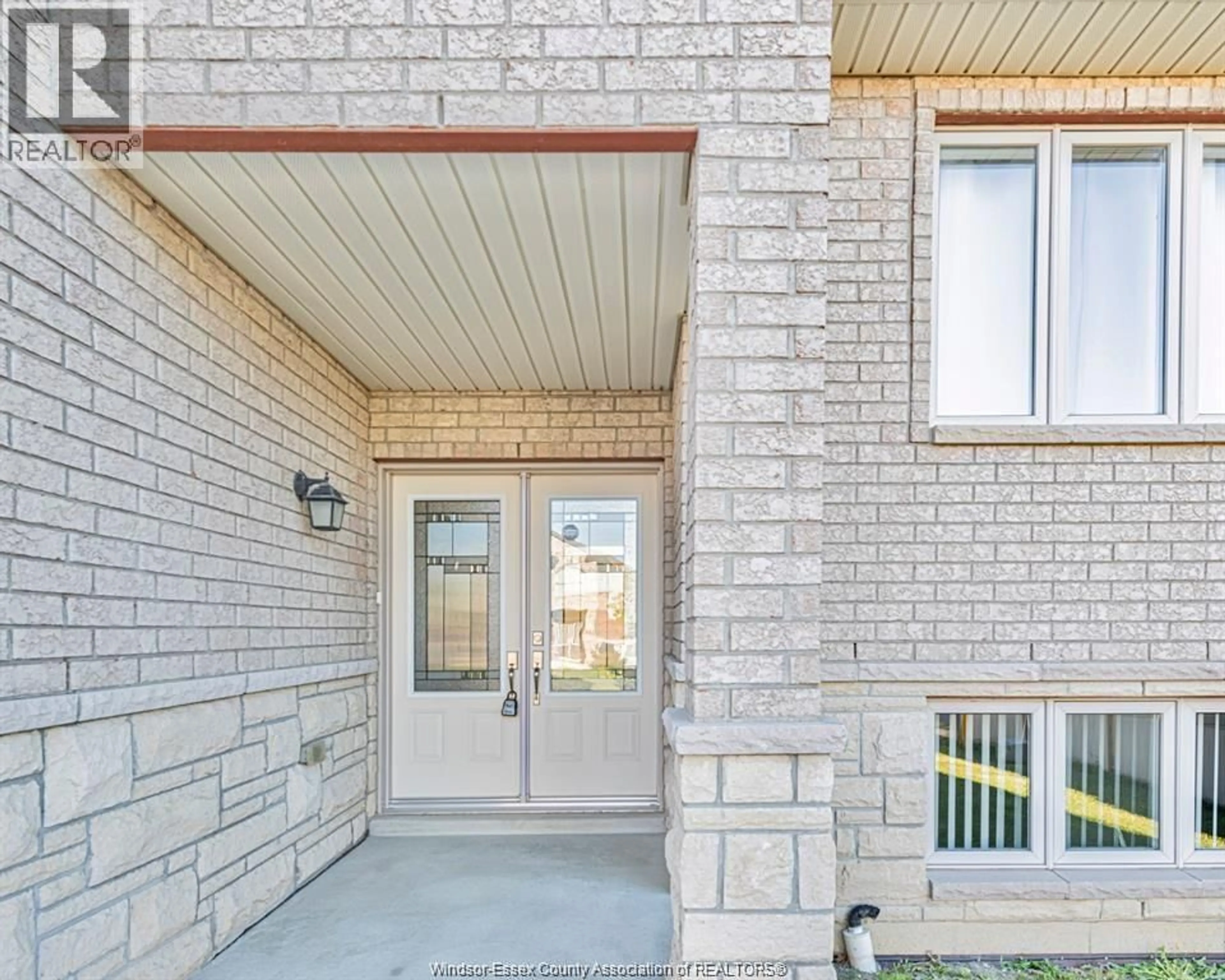 Unknown for 4001 COSENZA St, Windsor Ontario N9G 0A5