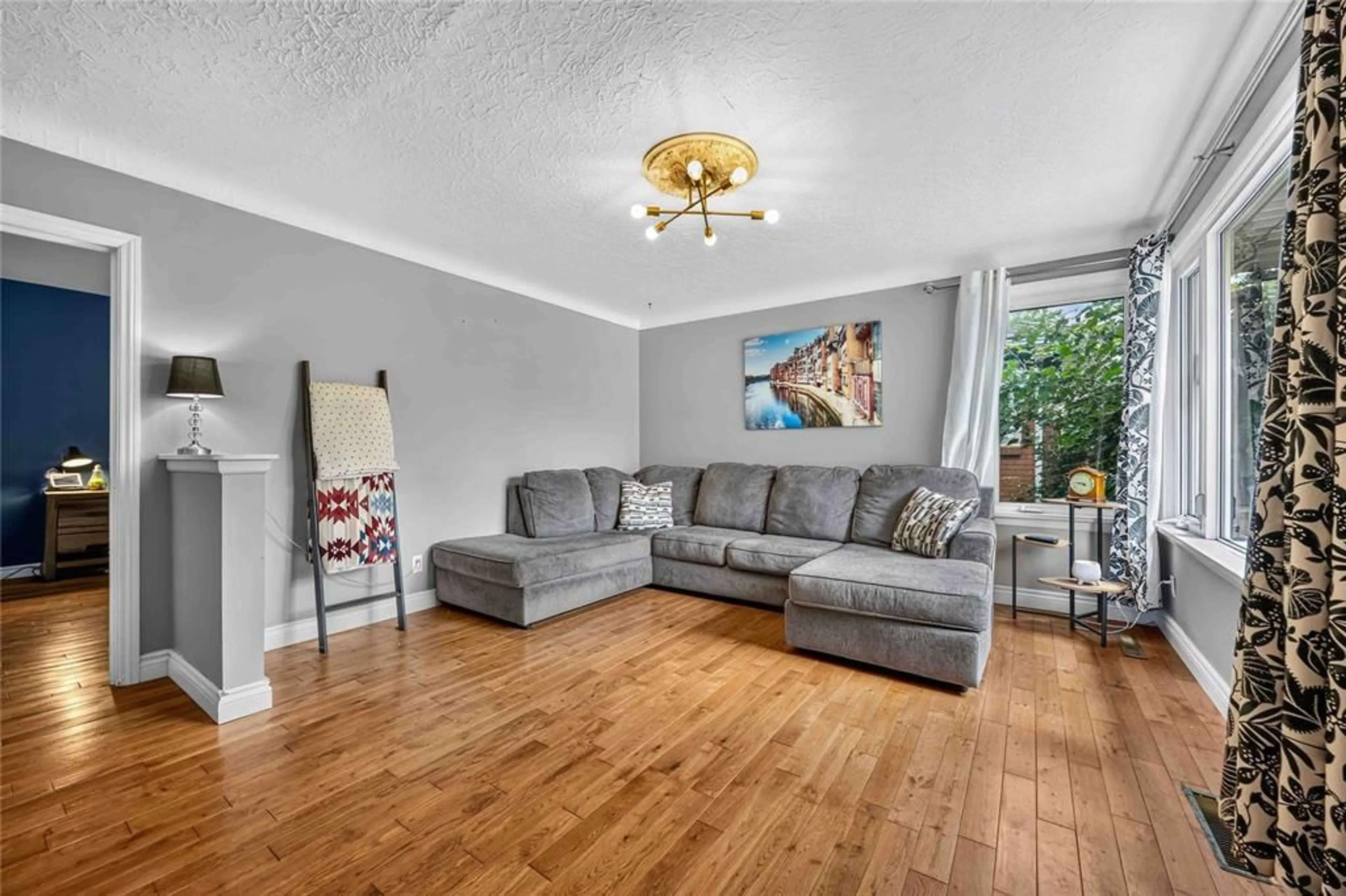 Living room with furniture, unknown for 1108 ERROL Rd, Sarnia Ontario N7S 2E9