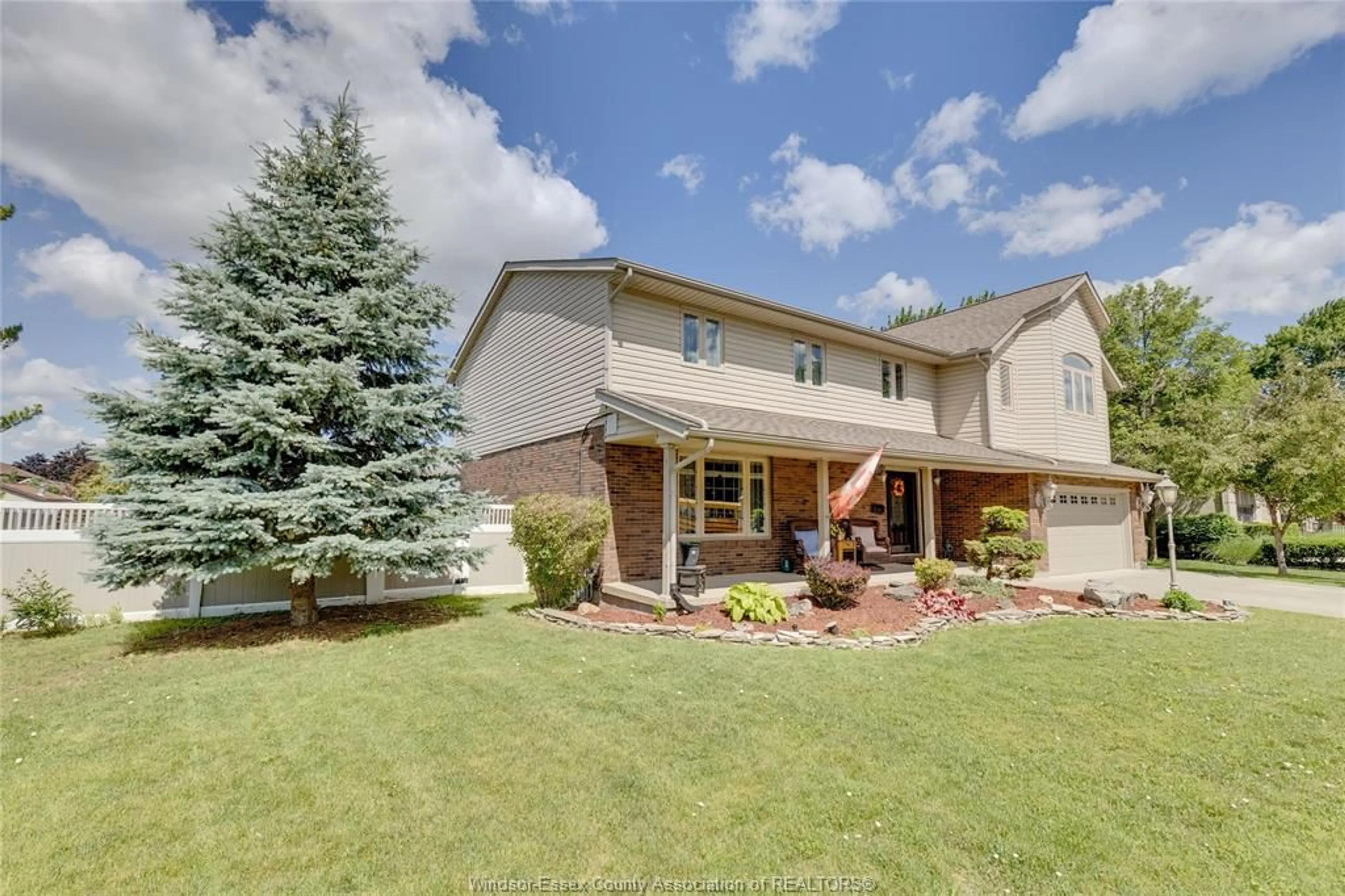 Home with brick exterior material, street for 503 REGENT, St. Clair Beach Ontario N8N 4B8