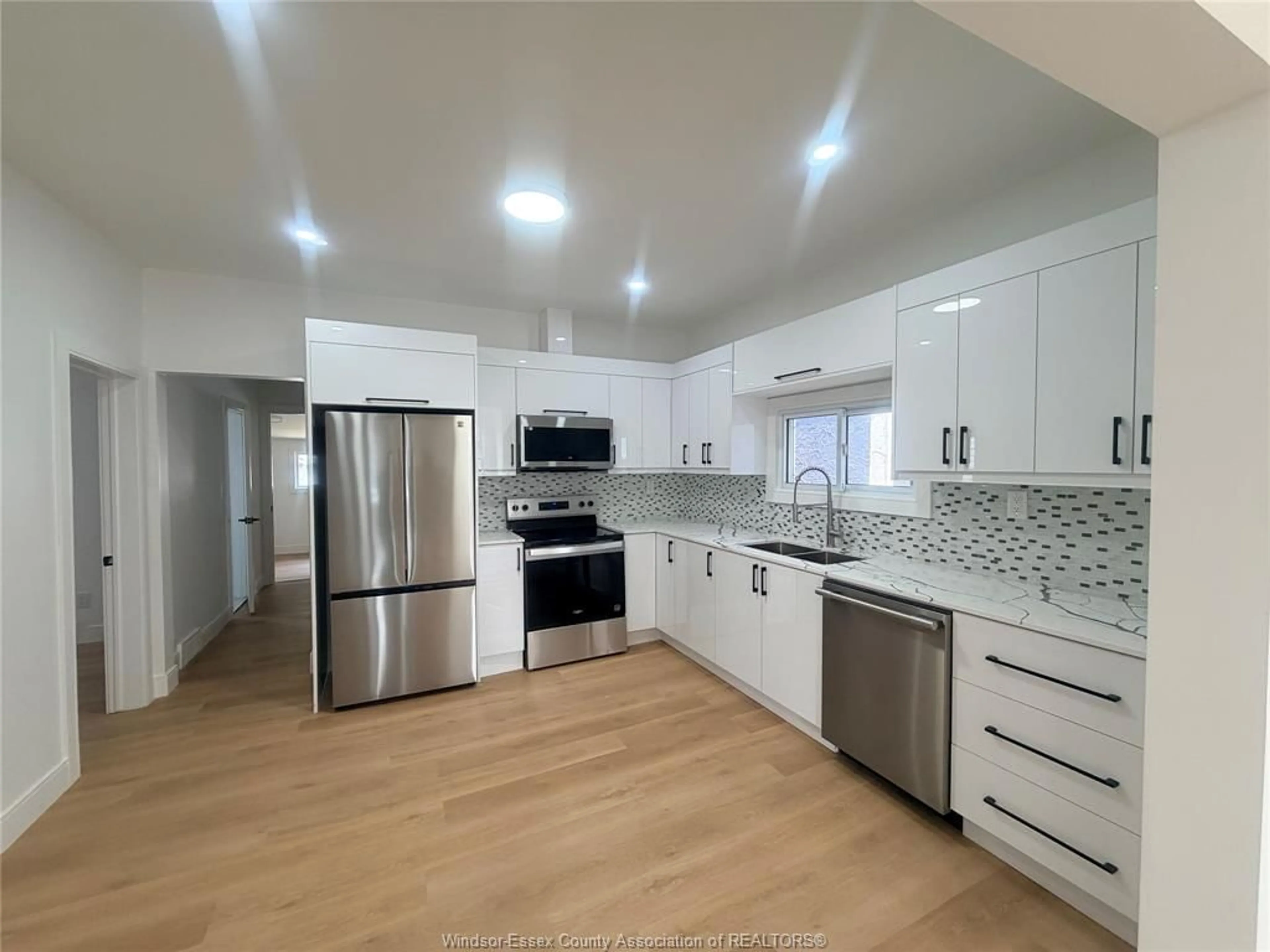Open concept kitchen, unknown for 1970 OTTAWA, Windsor Ontario N8Y 1R7