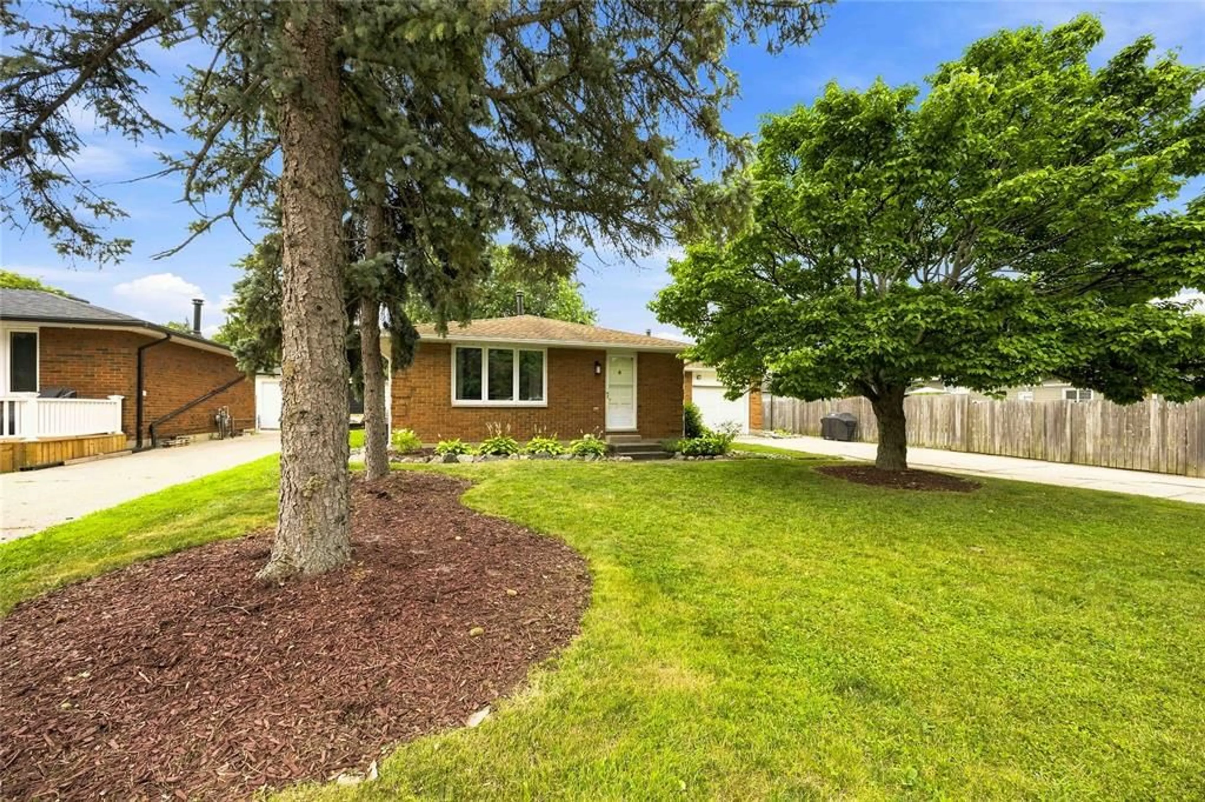 Unknown for 464 PARKDALE Cres, St Clair Ontario N0N 1G0