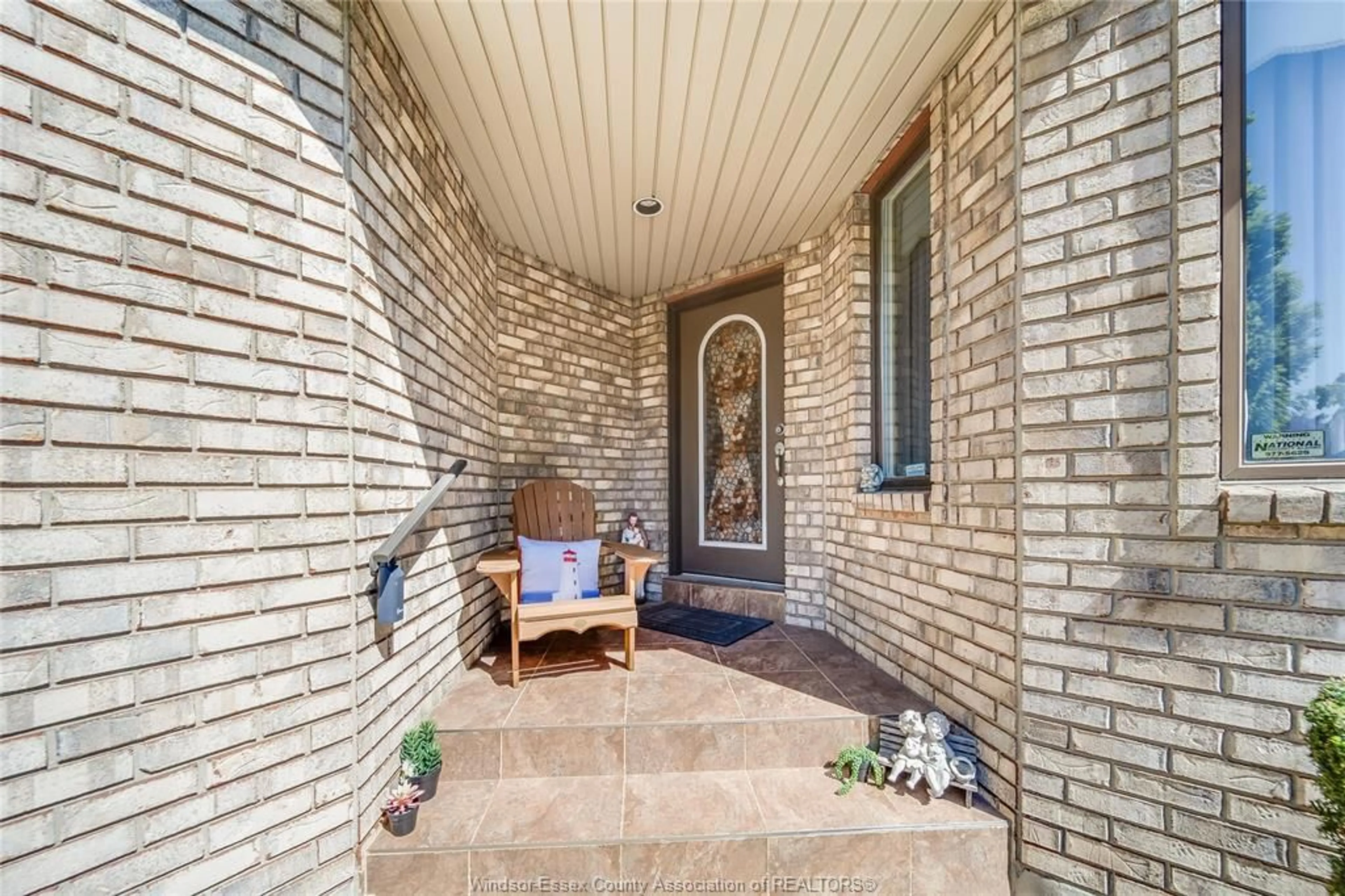 Unknown for 2485 YOUNGSTOWN St, Windsor Ontario N9E 4L7