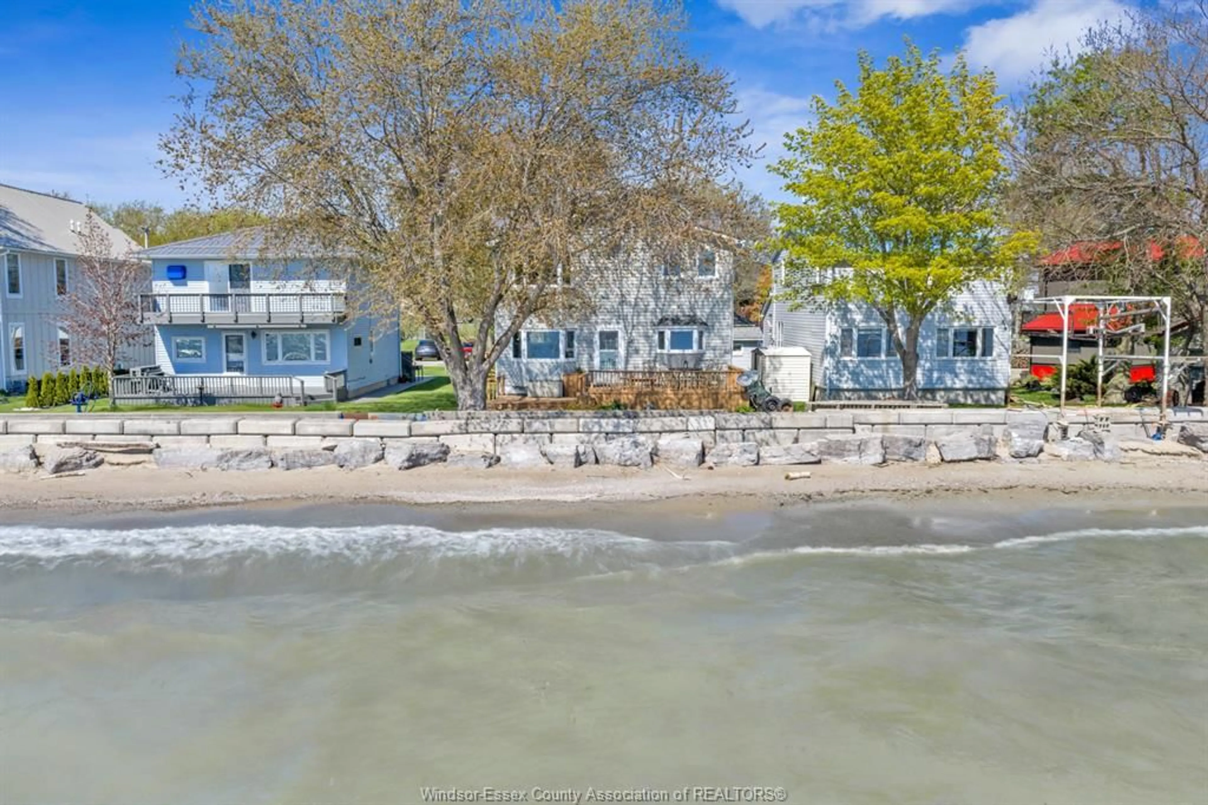 A pic from outside/outdoor area/front of a property/back of a property/a pic from drone, water/lake/river/ocean view for 545 LAKEVIEW, Essex Ontario N0R 1G0