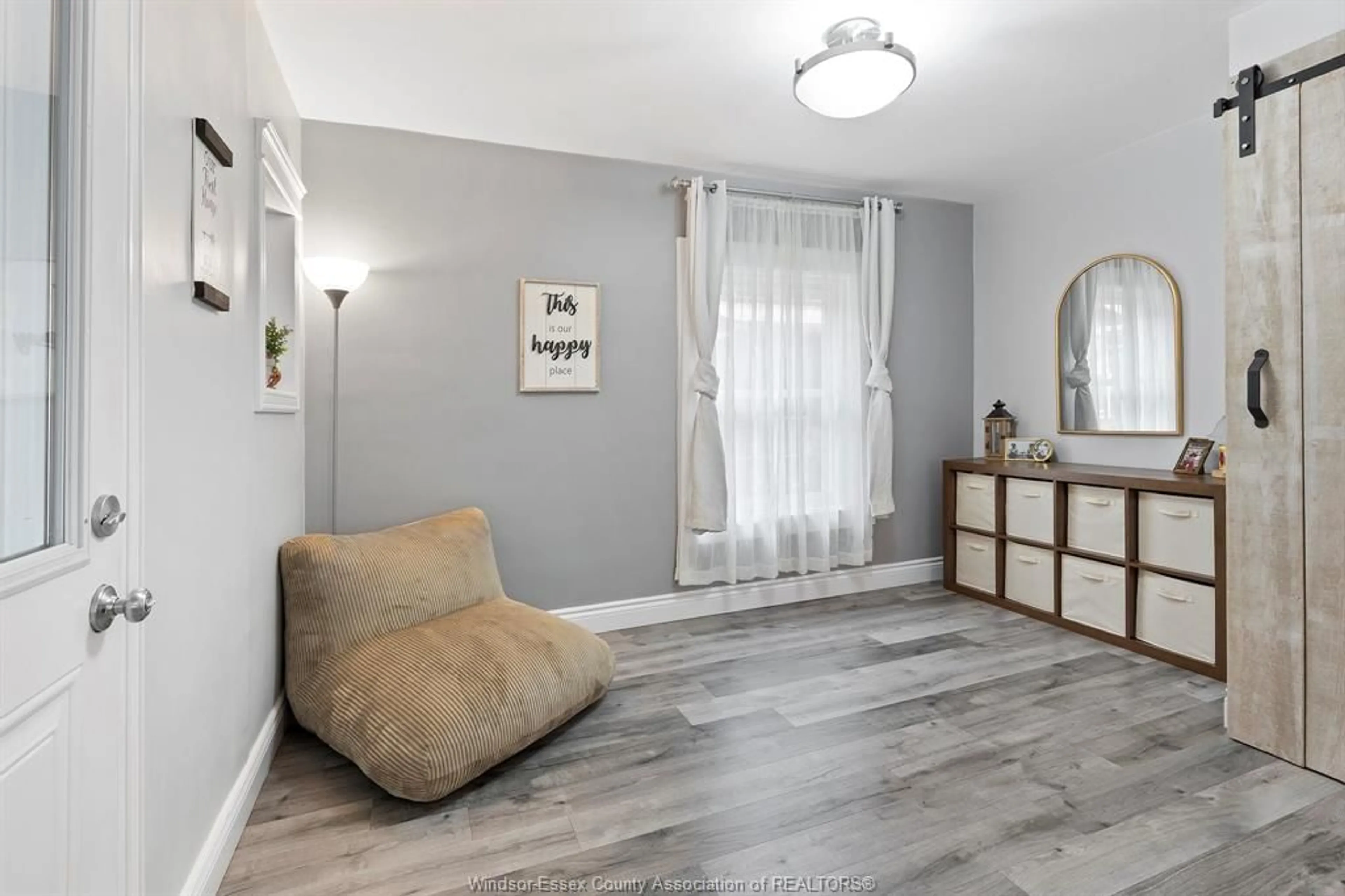 Unknown for 1718 WINDERMERE, Windsor Ontario N8W 2S1