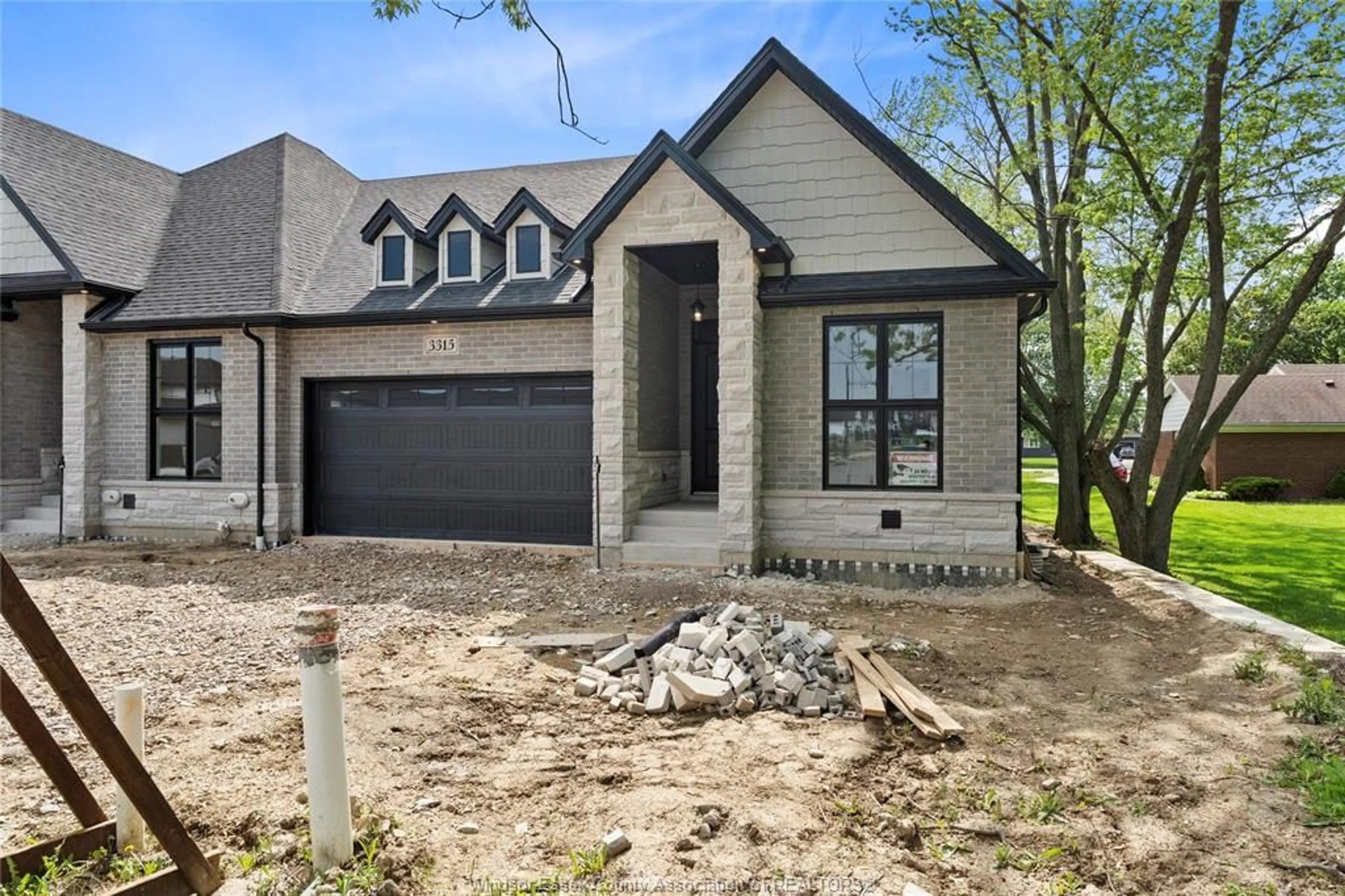 Home with brick exterior material, street for 3315 TULLIO, LaSalle Ontario N9H 1H3