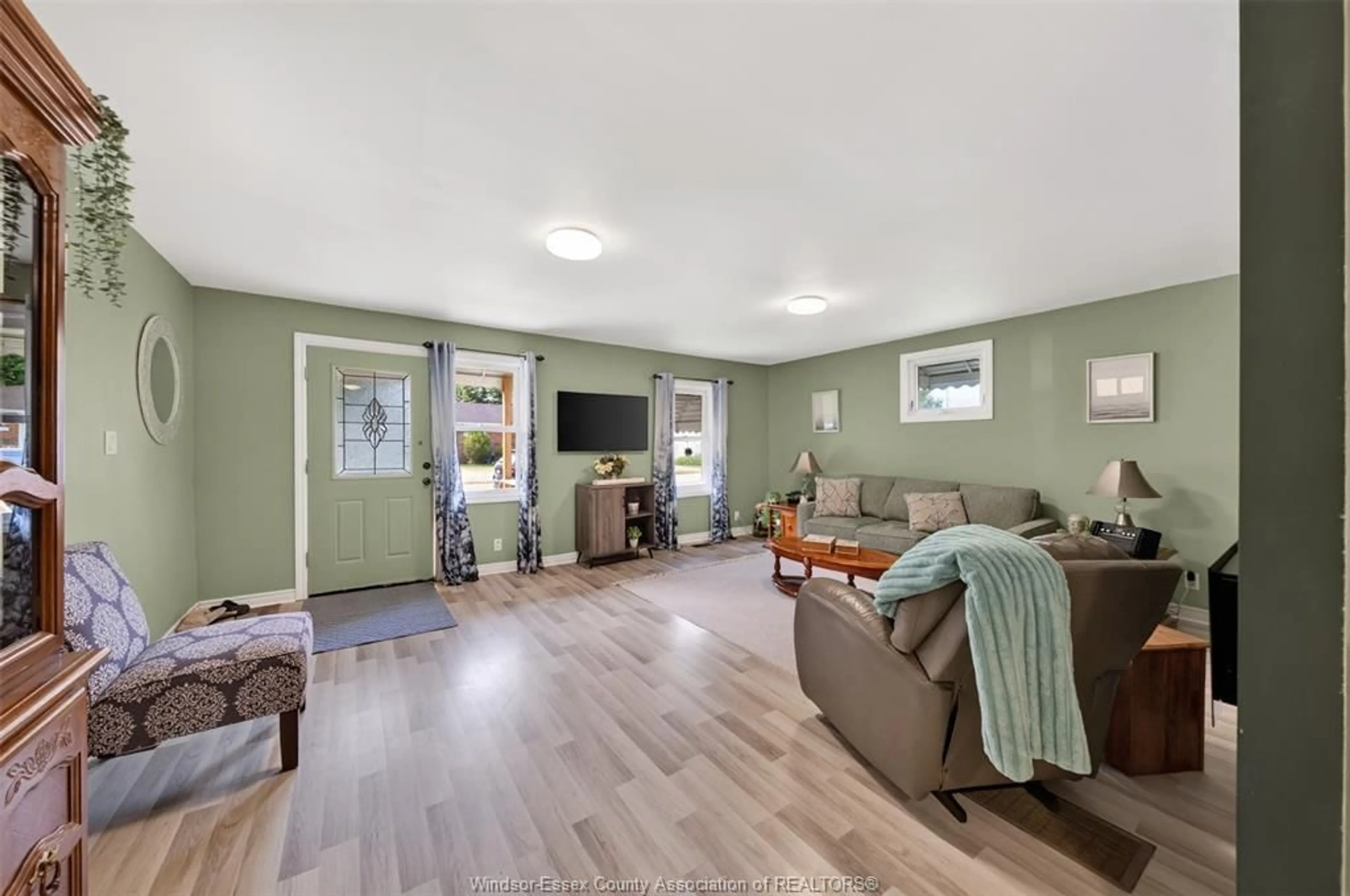 Living room with furniture, unknown for 107 WILSON, Essex Ontario N8M 2M3
