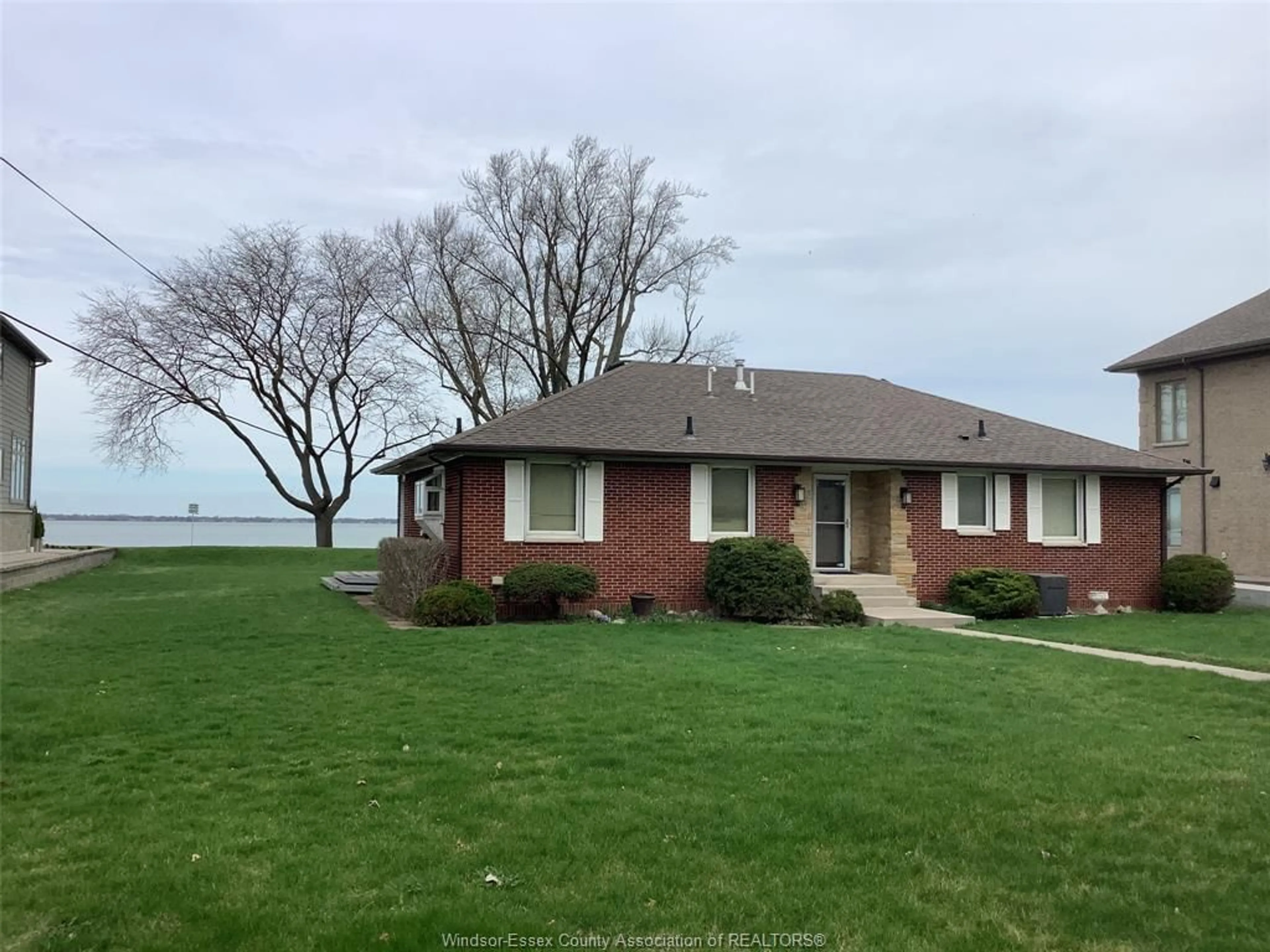 Home with brick exterior material, water/lake/river/ocean view for 11506 RIVERSIDE, Windsor Ontario N8P 1A4