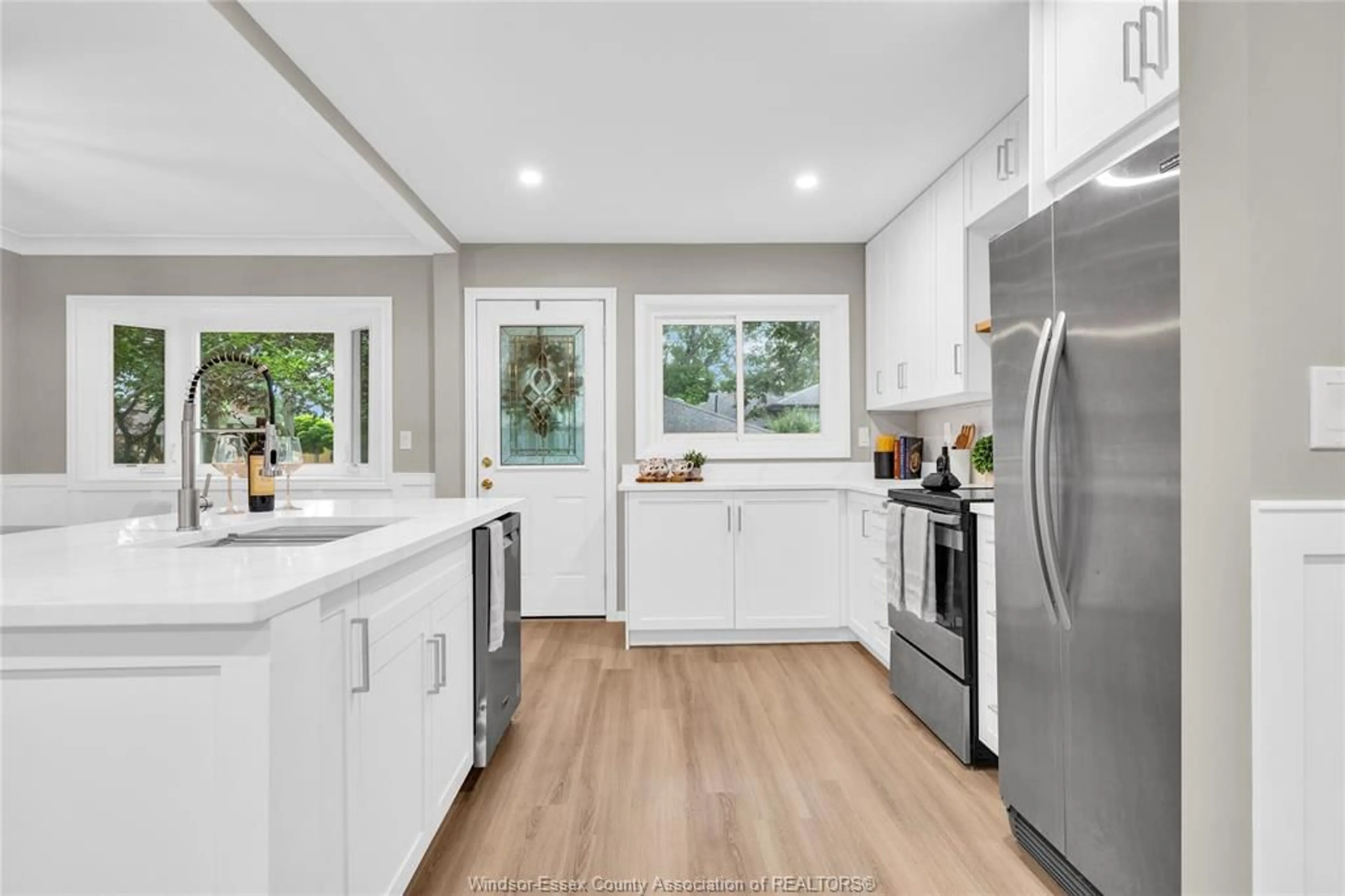 Open concept kitchen, unknown for 465 GREENDALE Dr, Windsor Ontario N8S 4A5