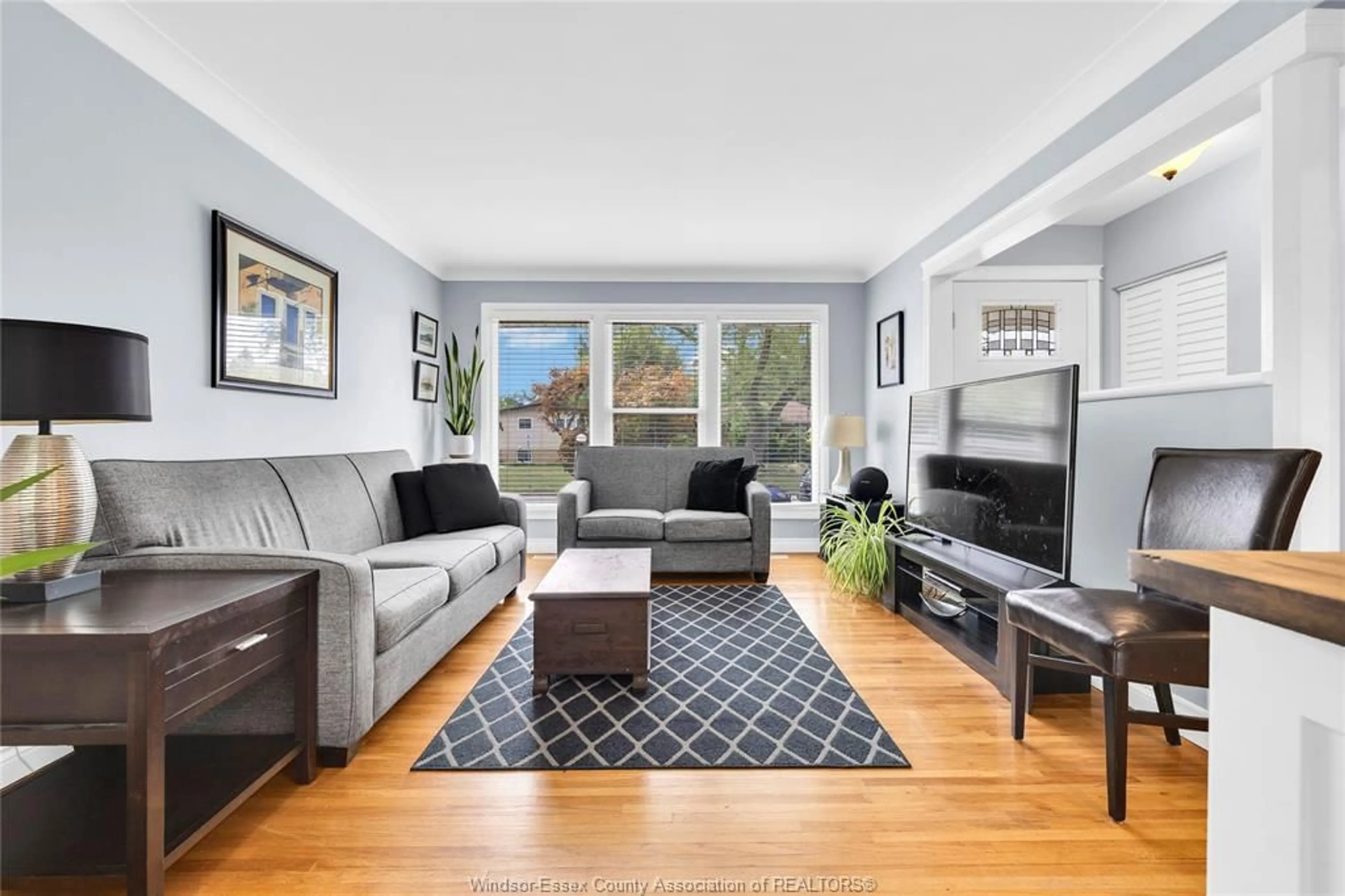 Living room with furniture, unknown for 4024 LONGFELLOW, Windsor Ontario N9G 2B6