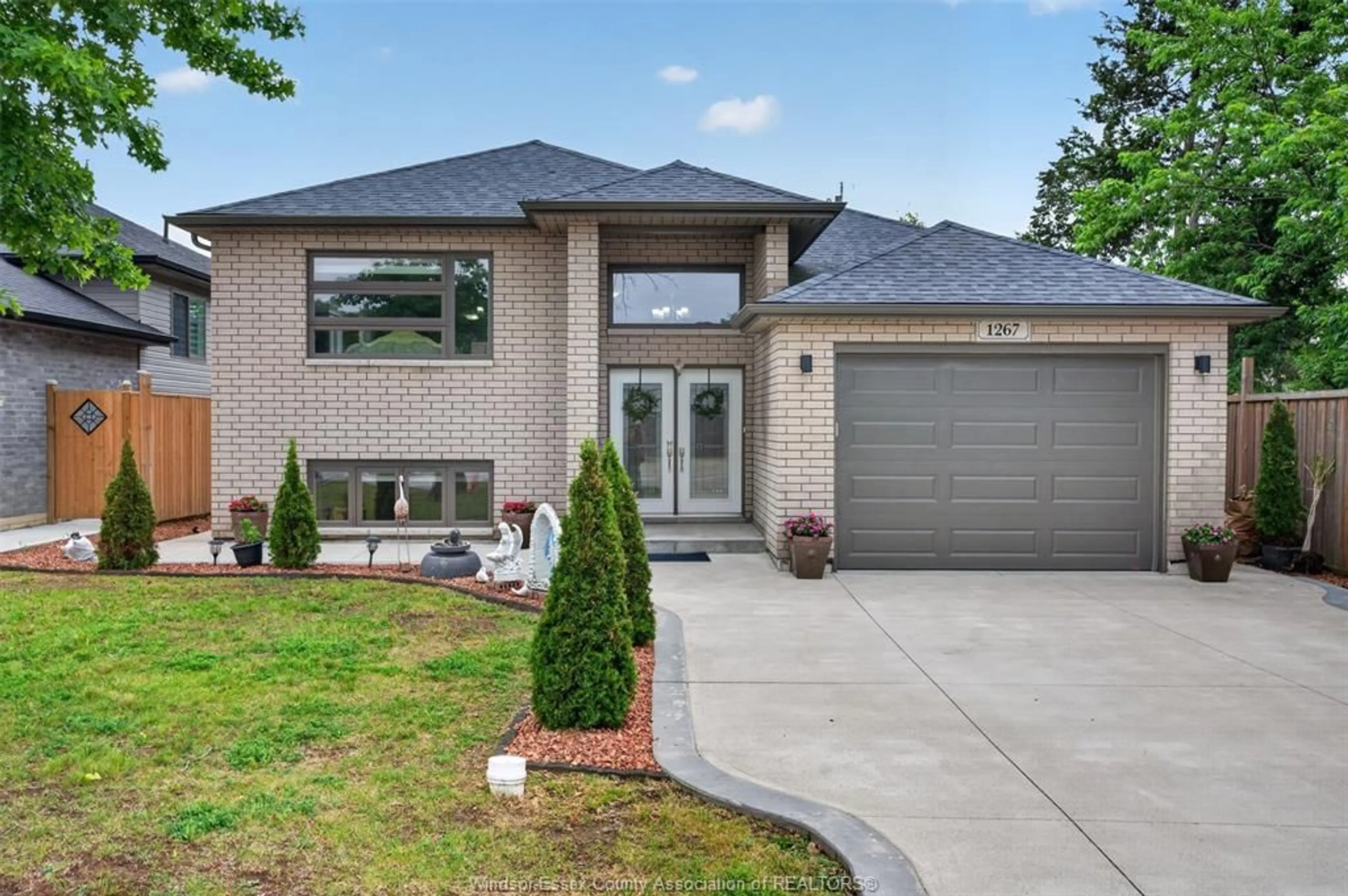 Home with brick exterior material, street for 1267 EASTLAWN Ave, Windsor Ontario N8S 0A7