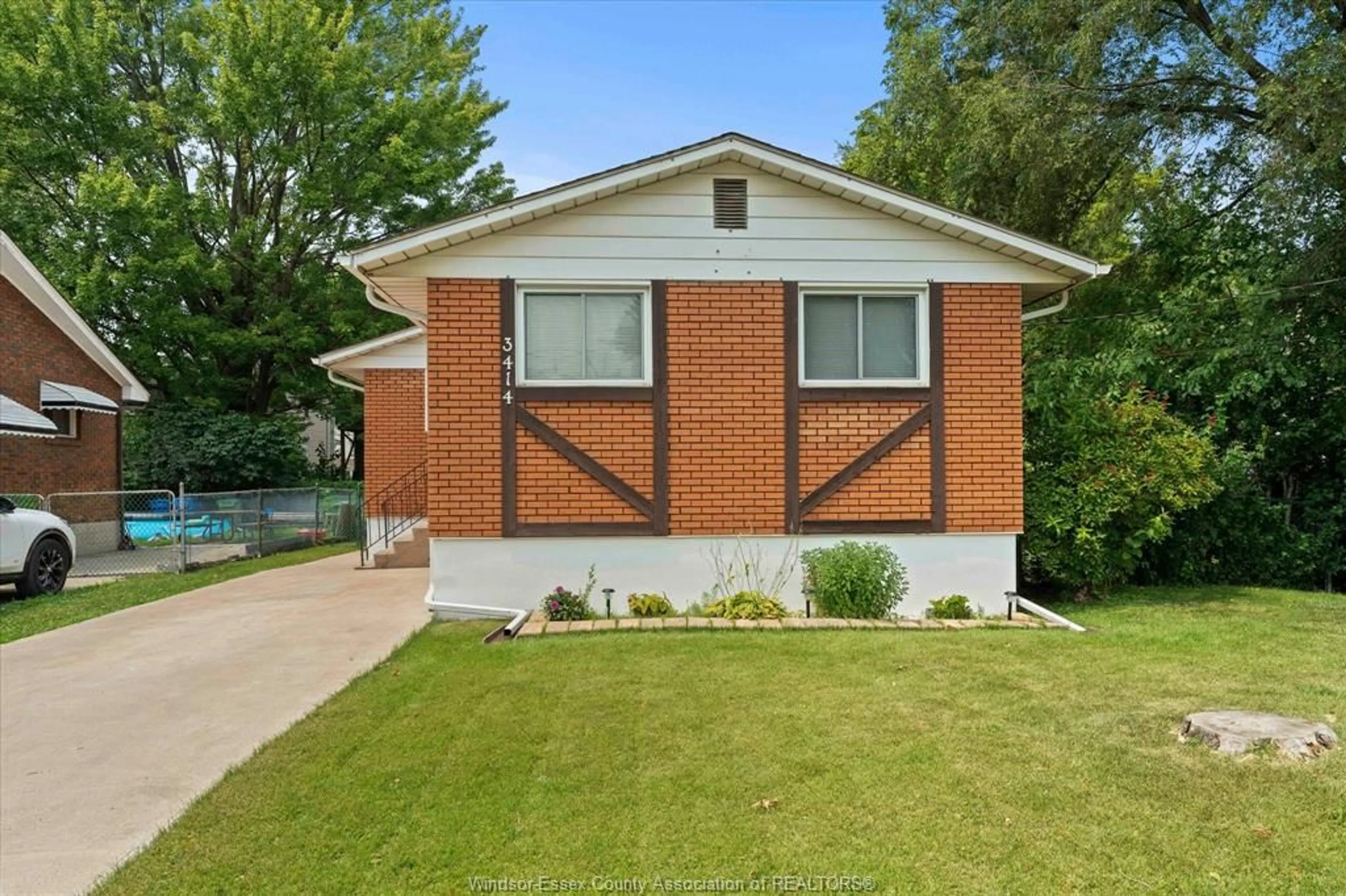 Home with brick exterior material, street for 3414 HARRIS St, Windsor Ontario N9C 1N5
